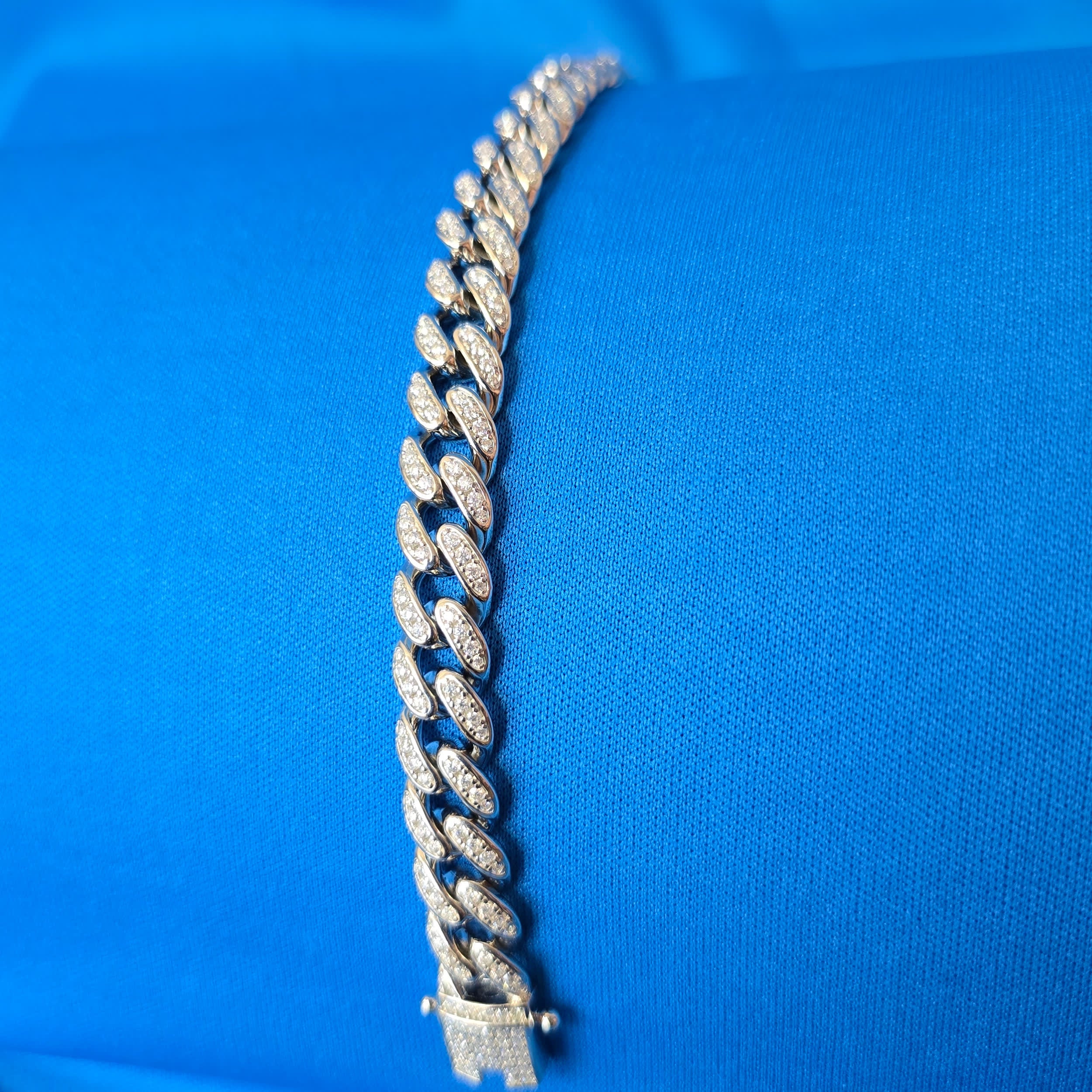 Moissanite 3.32 ctw Cuban Link Bracelet 10mm