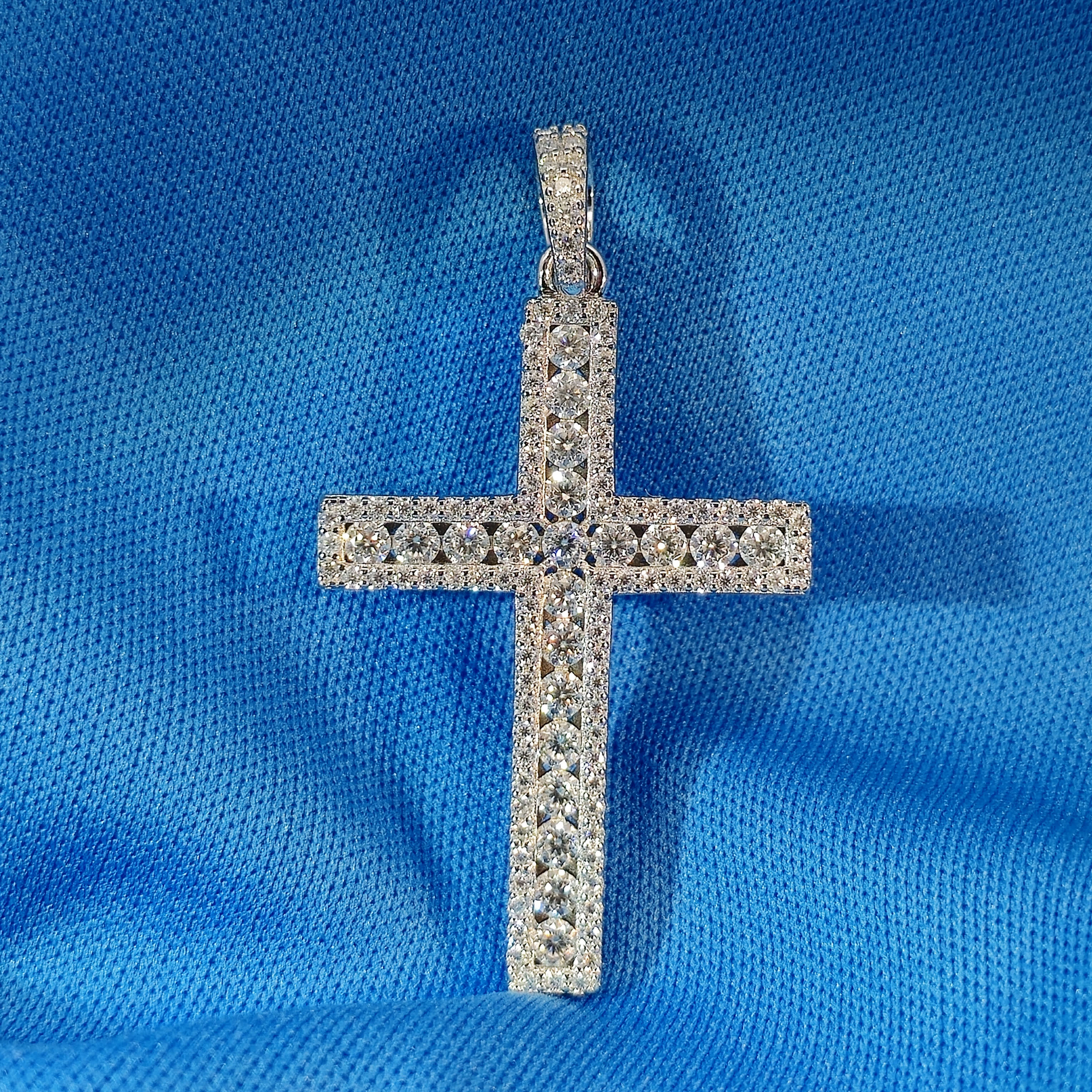 Moissanite 2.09 ctw Elegant Studded Cross Pendant