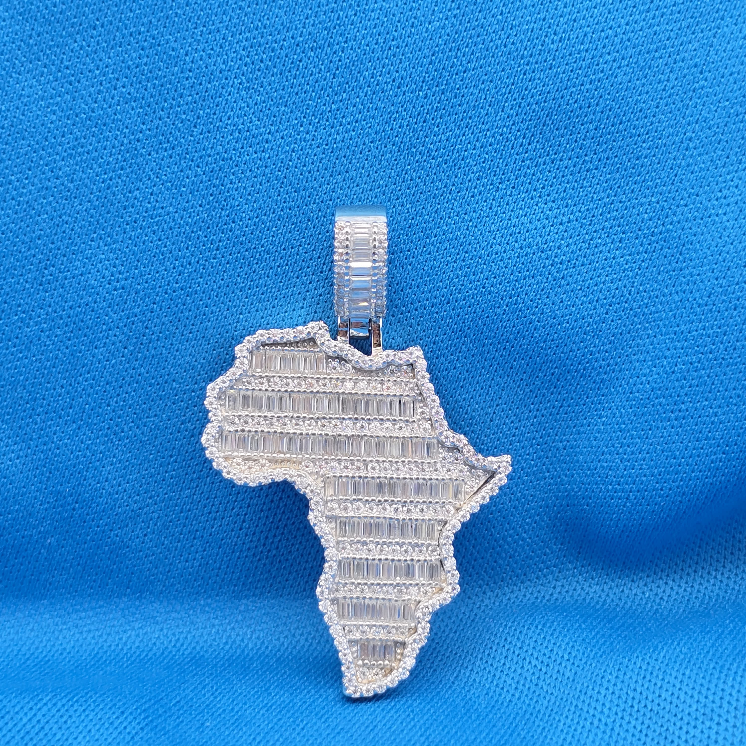Moissanite 2.32 ctw Africa Pendant