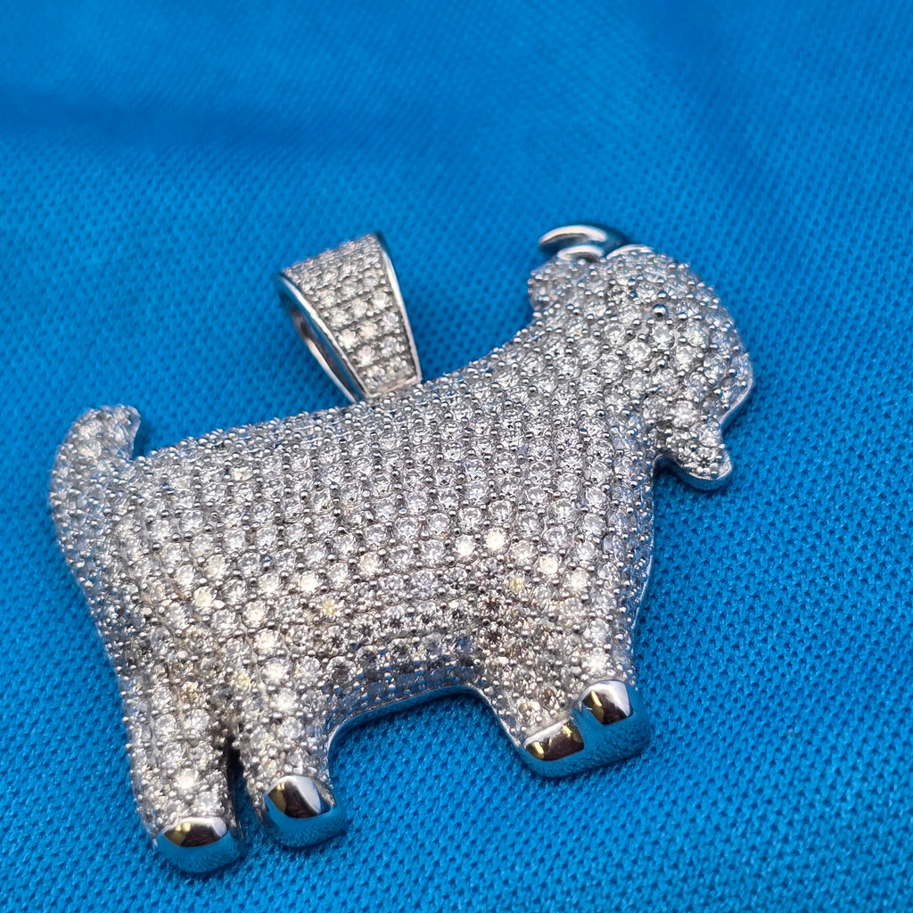 House of Moissanite
