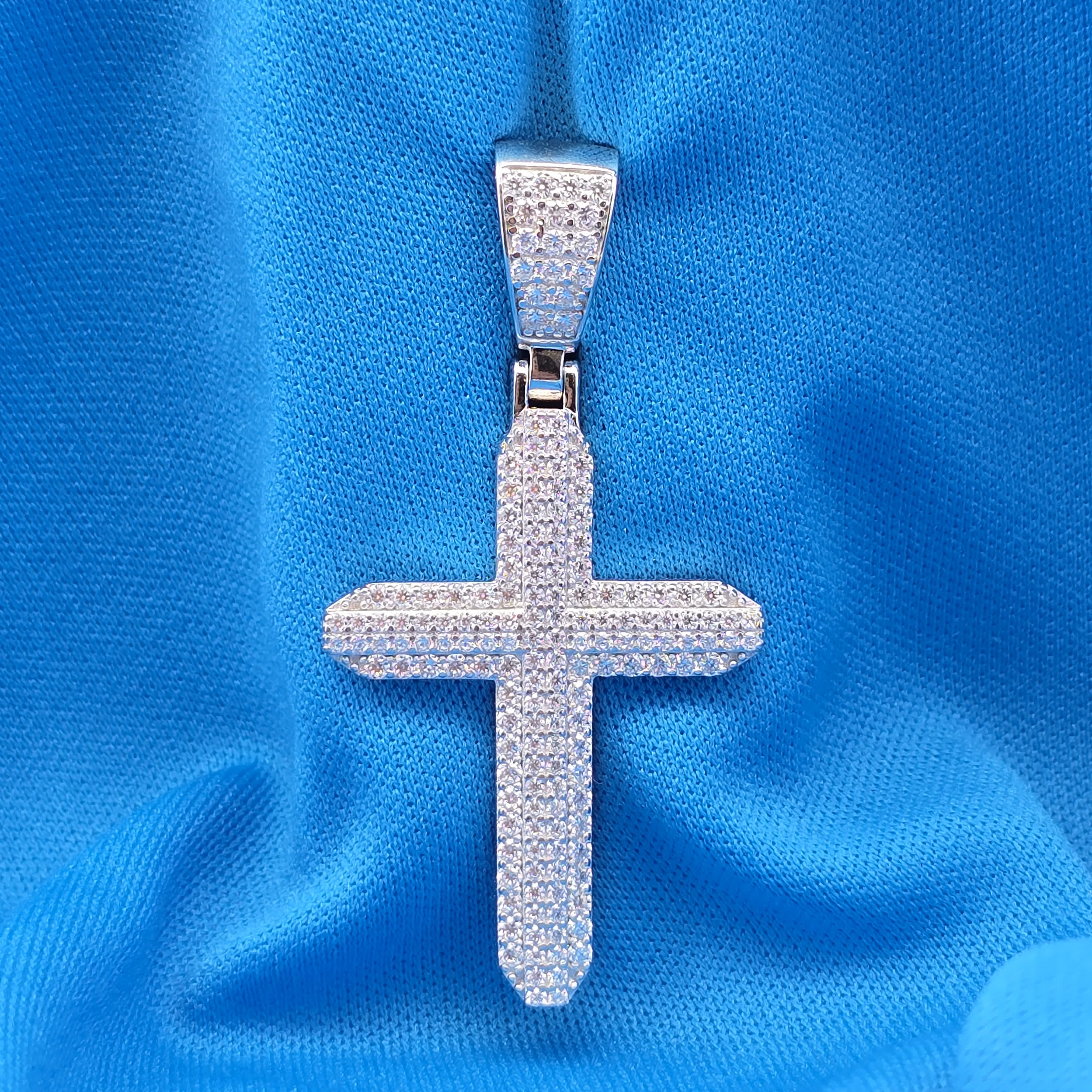 Moissanite 1.87 ctw Stunning Pendant