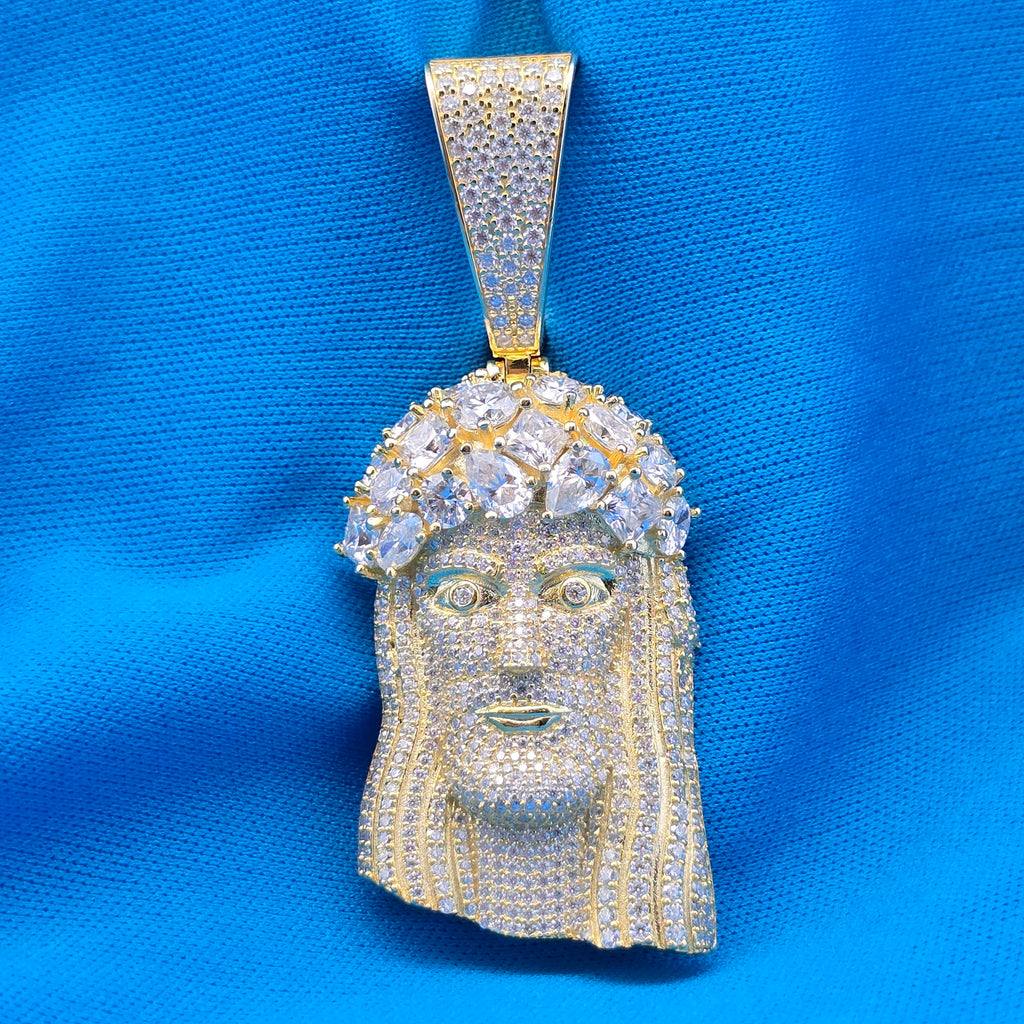 House of Moissanite