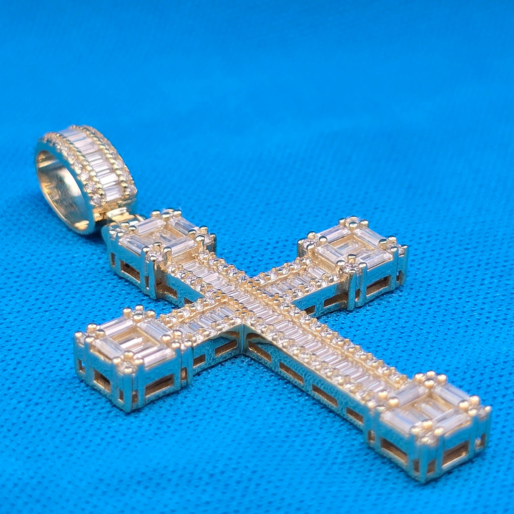 House of Moissanite