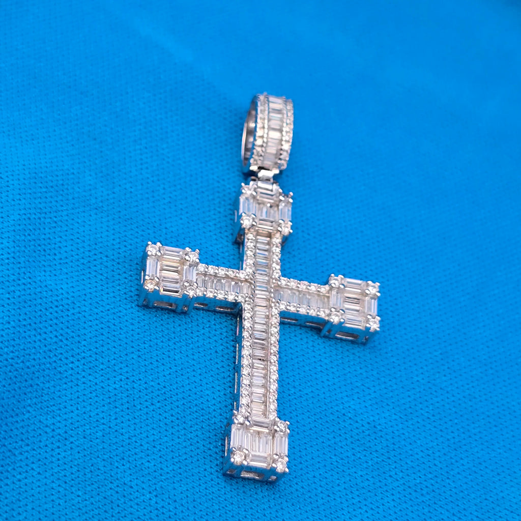 House of Moissanite