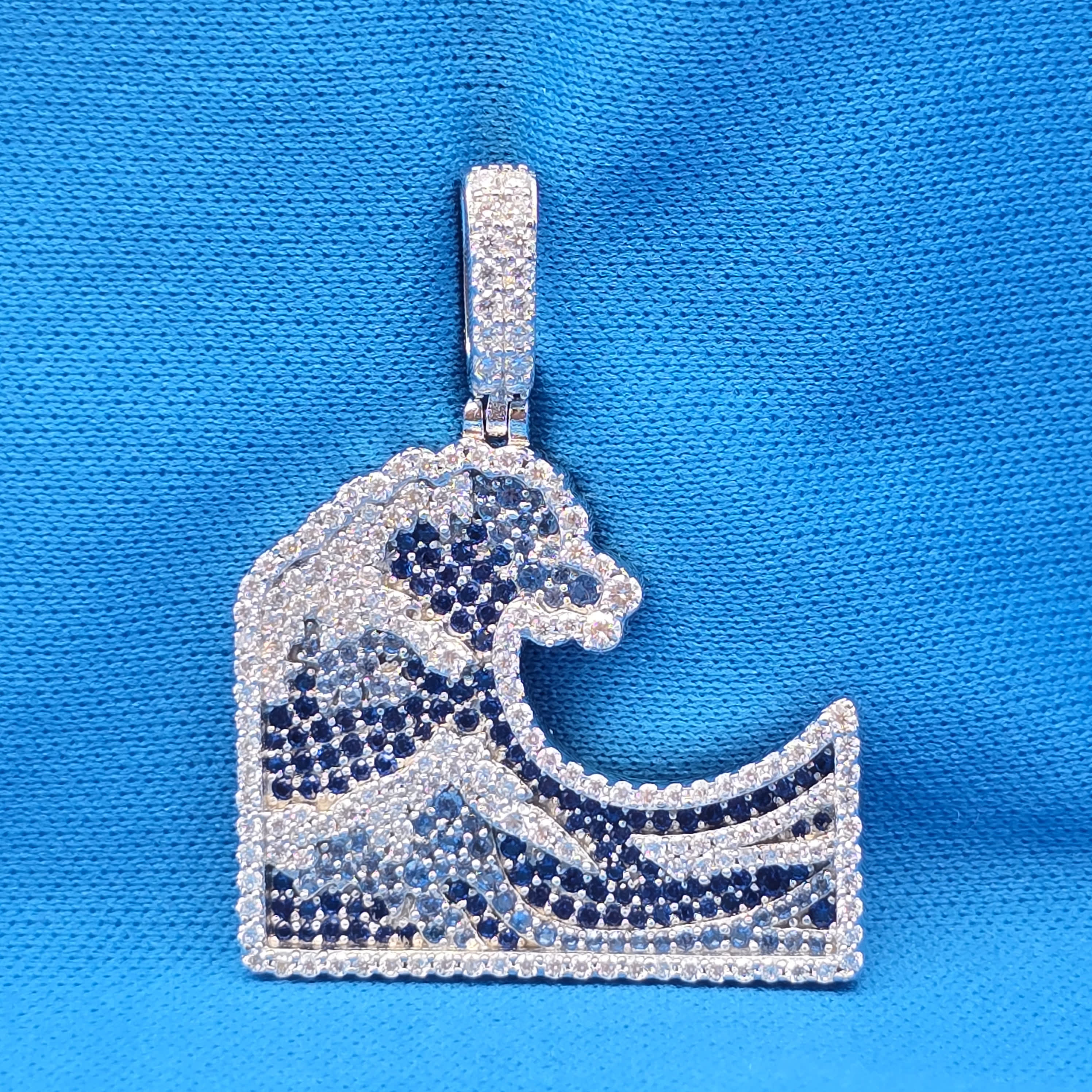 Moissanite 1.20 ctw Wave Pendant