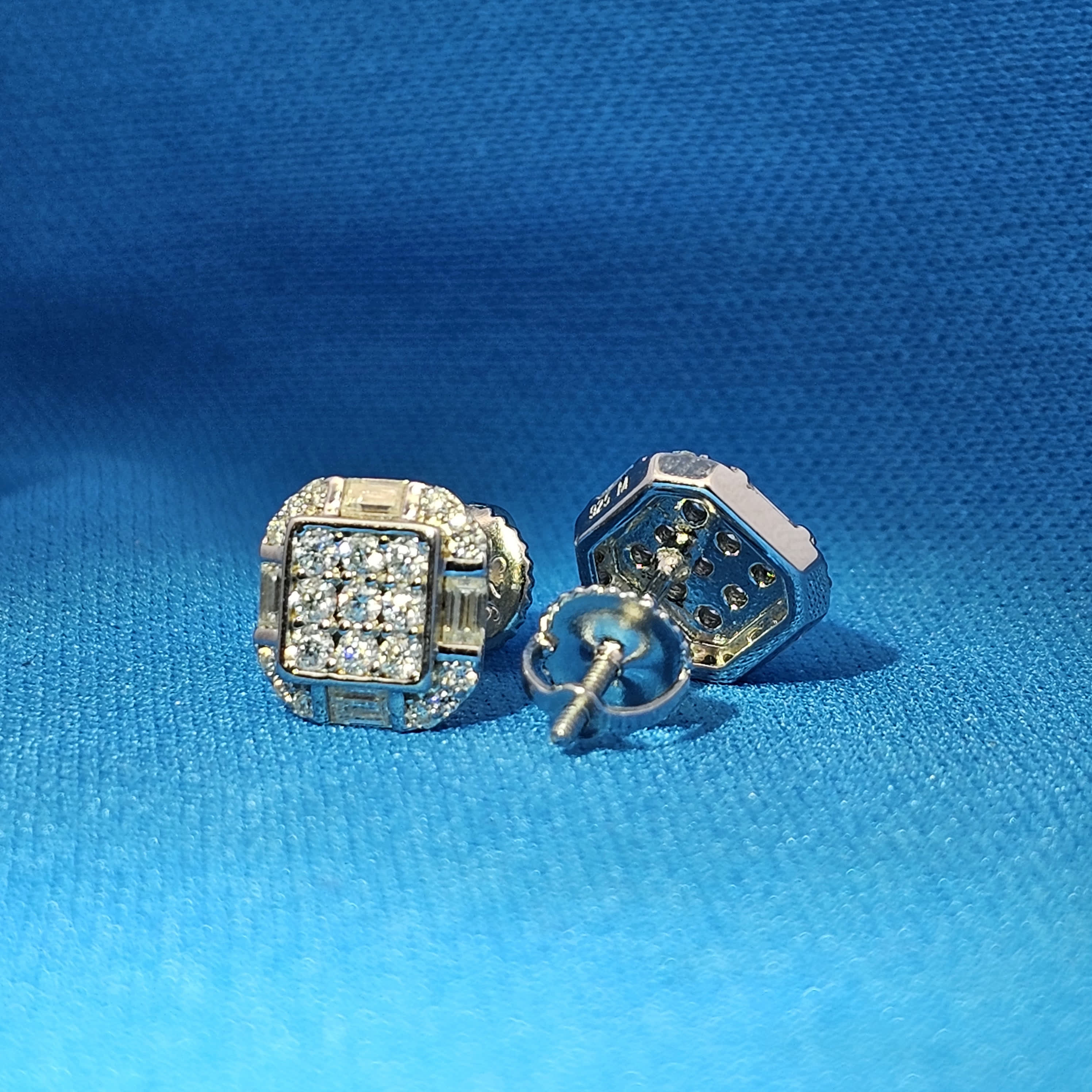 Moissanite 0.65 ctw Square Earring