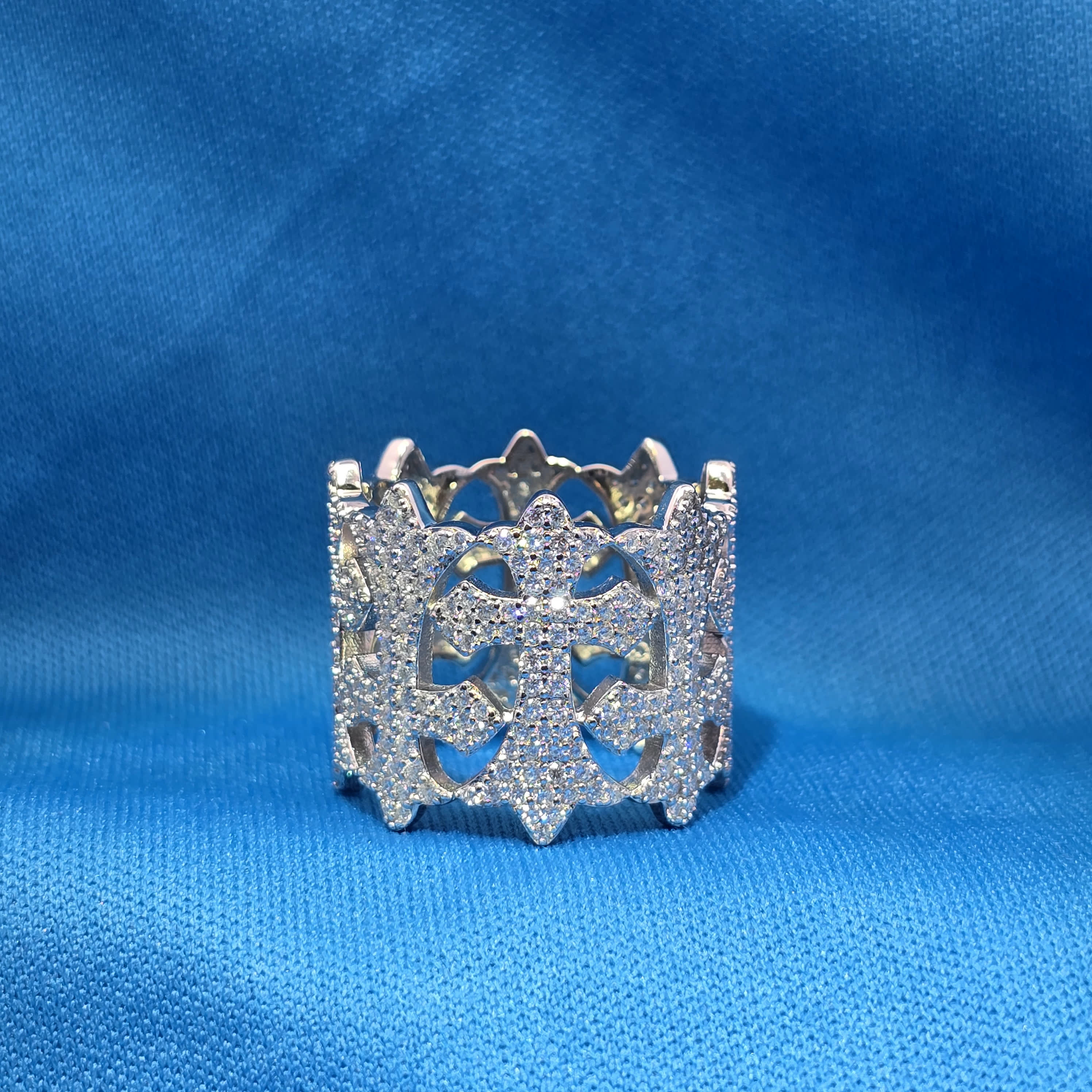 Moissanite 1.78 ctw Cross Ring