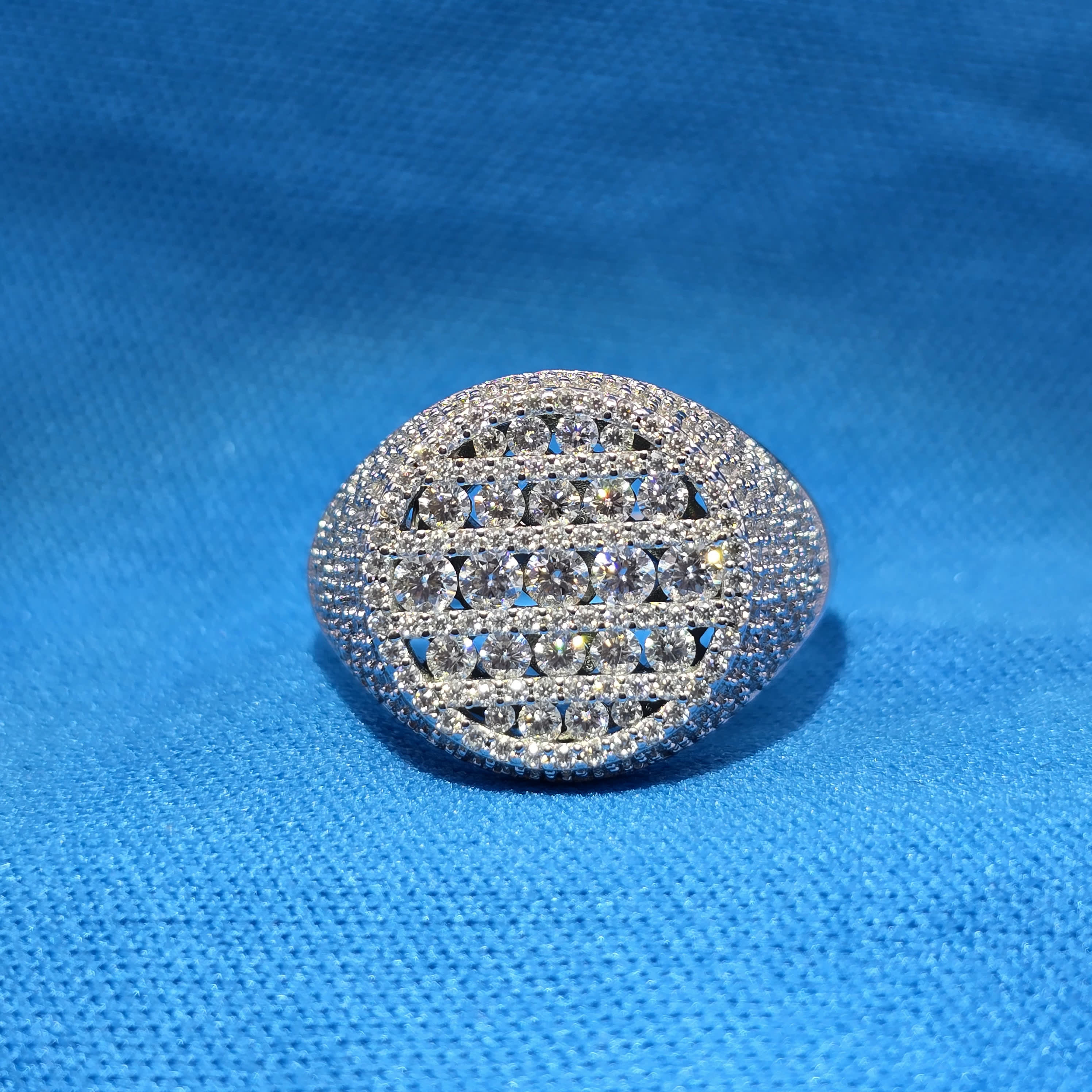 Moissanite 2.46 ctw Circle Ring