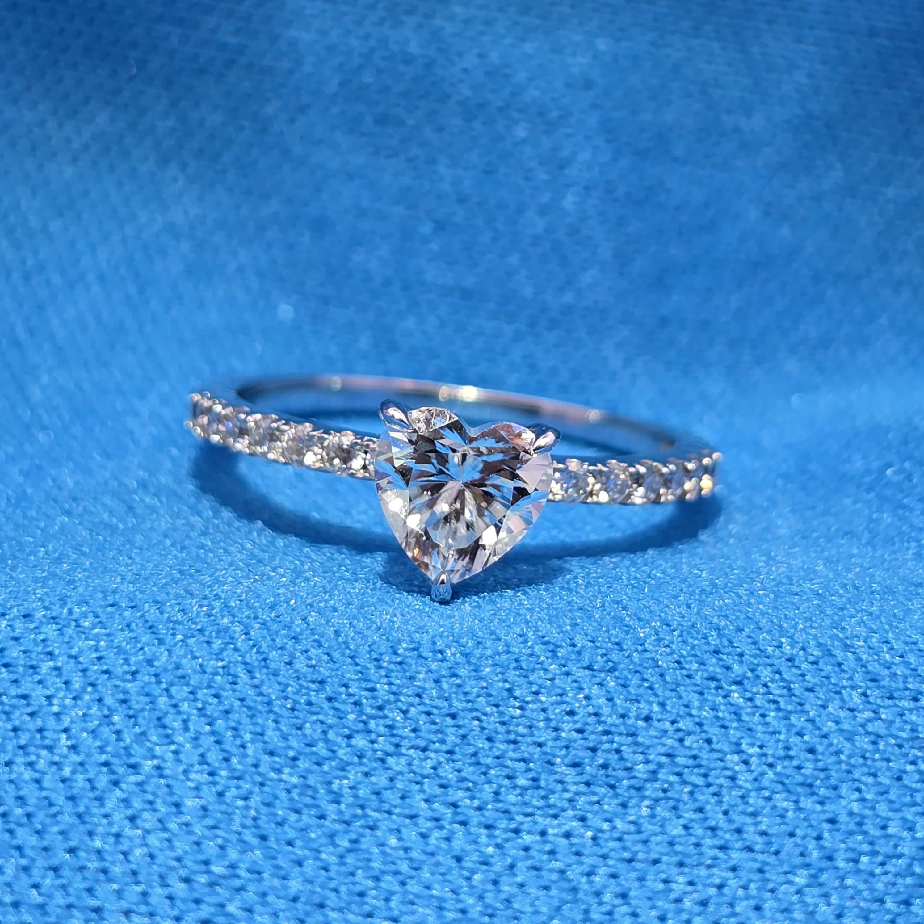 Moissanite 1.10 ctw Elegant Heart Ring
