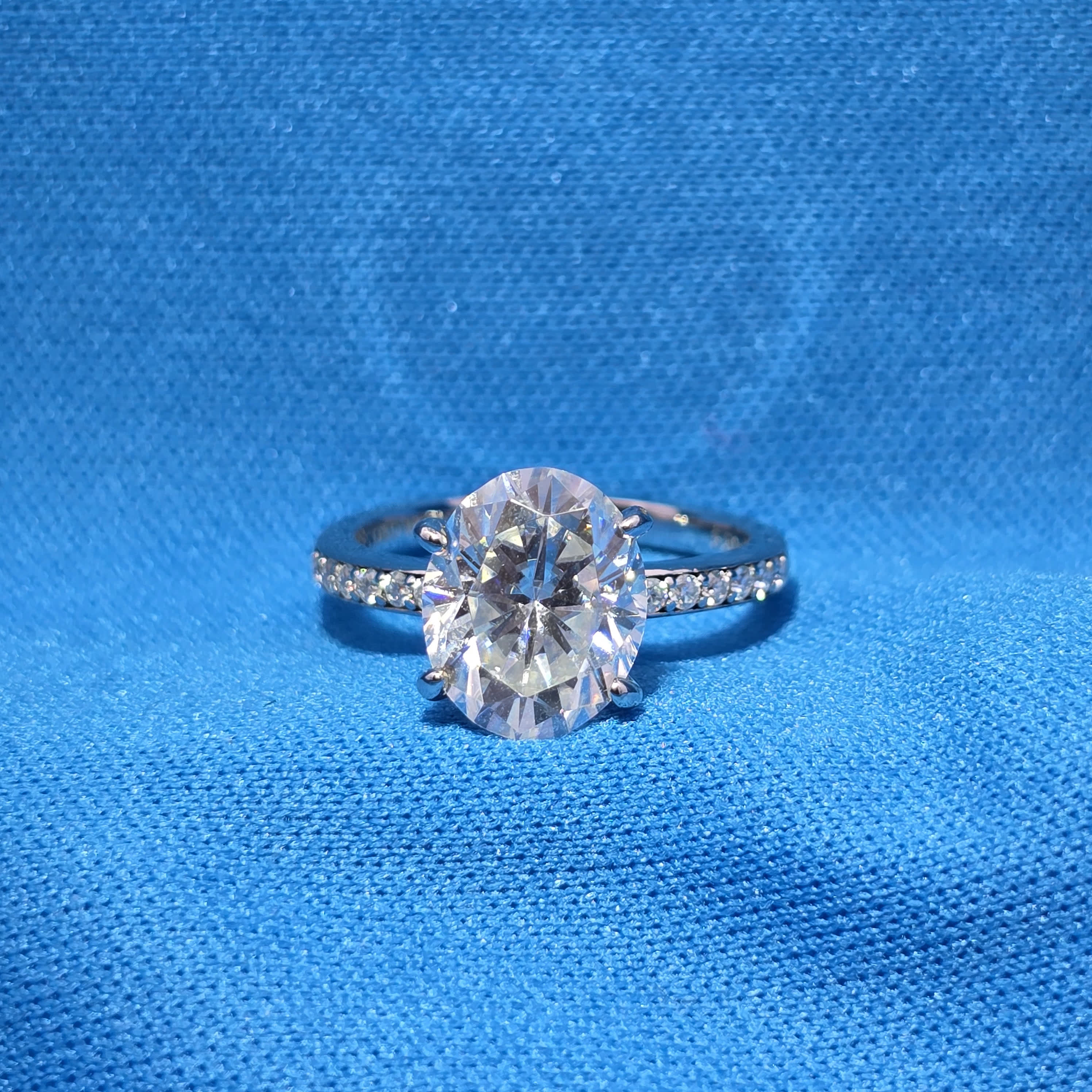 Moissanite 5.00 ctw Oval Ring