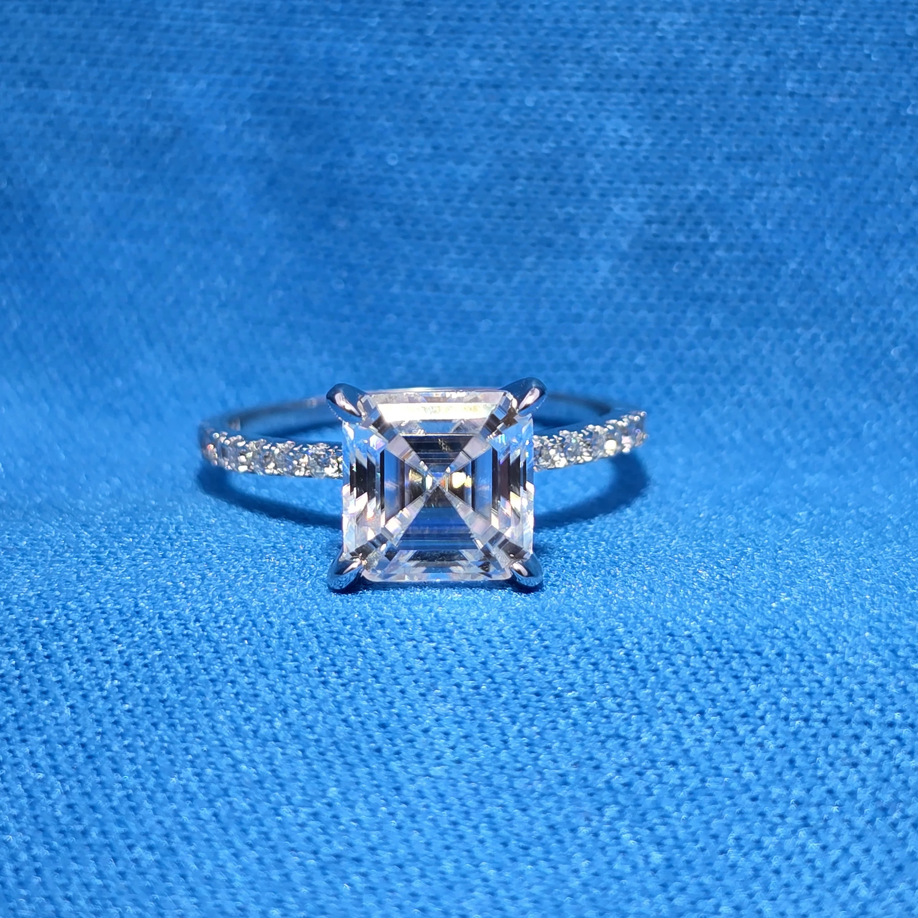 Moissanite 3.28 ctw Ascher Ring