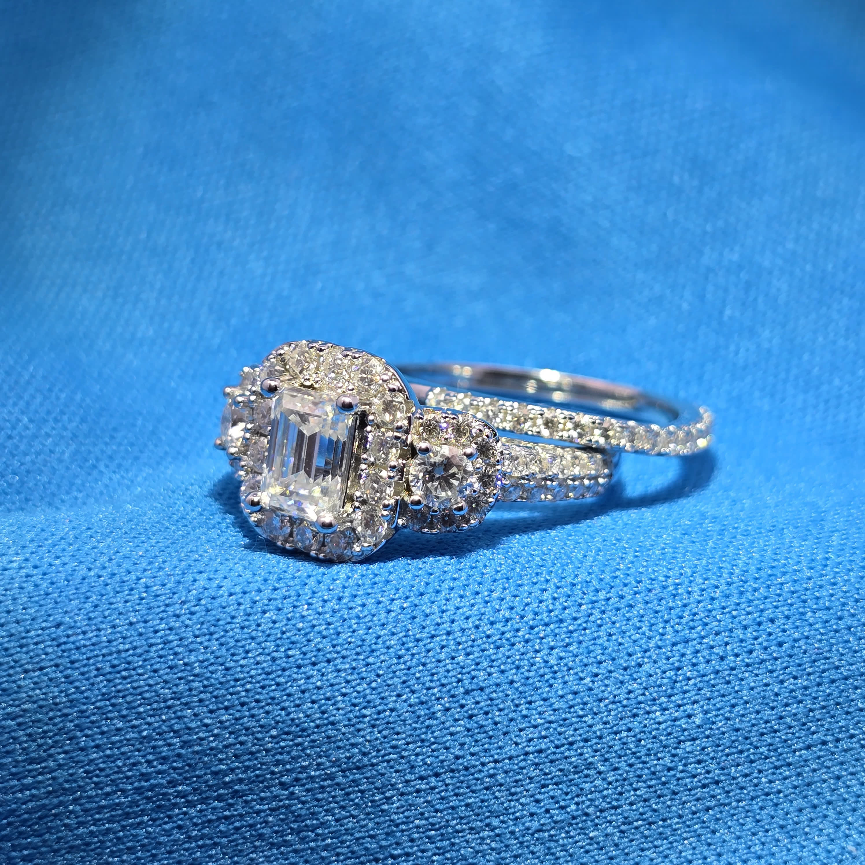 Moissanite 5.68 ctw Emerald 2in1 Ring