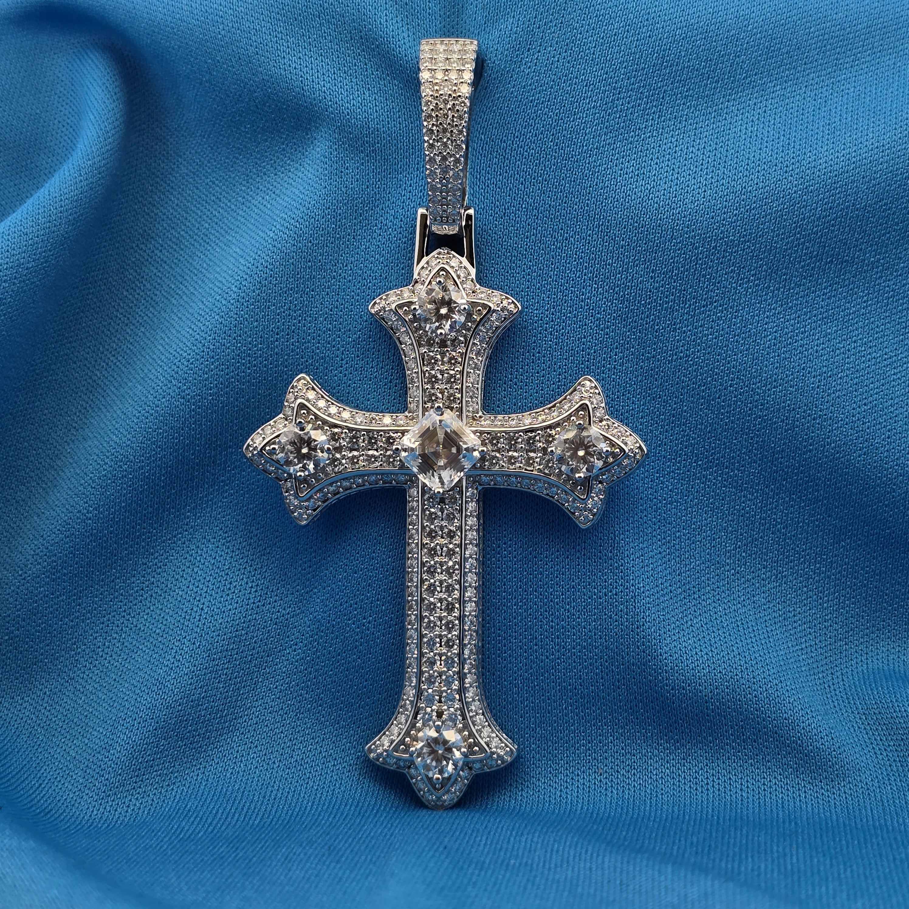 Moissanite 8.12 ctw Button Jesus Cross pendant