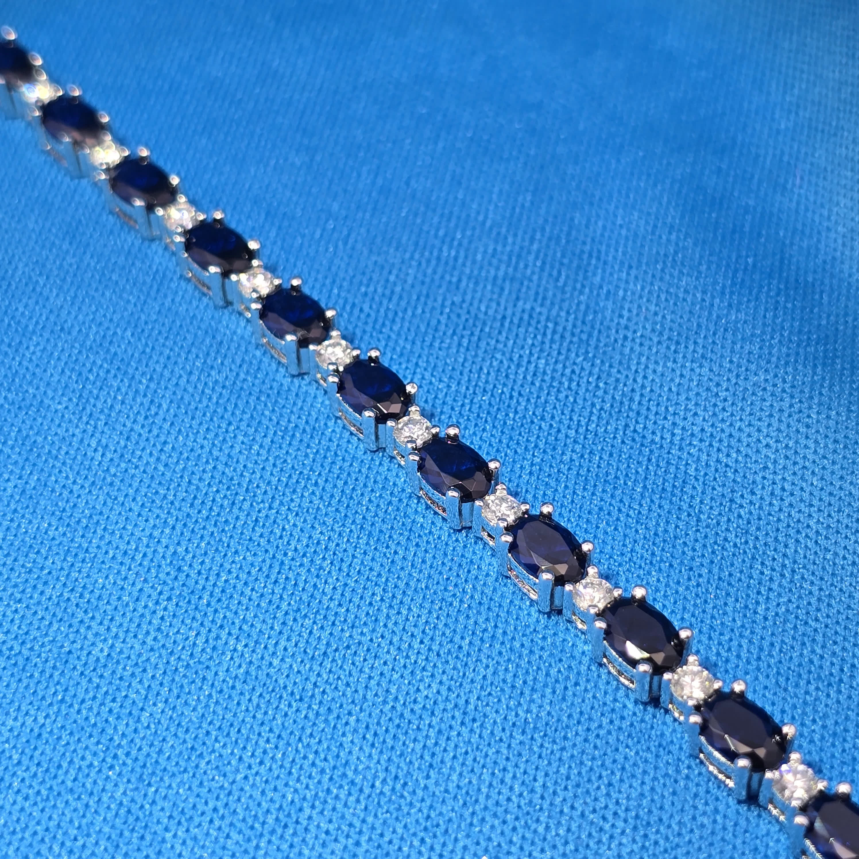 Moissanite 1.26 ctw Oval Cut Bracelet