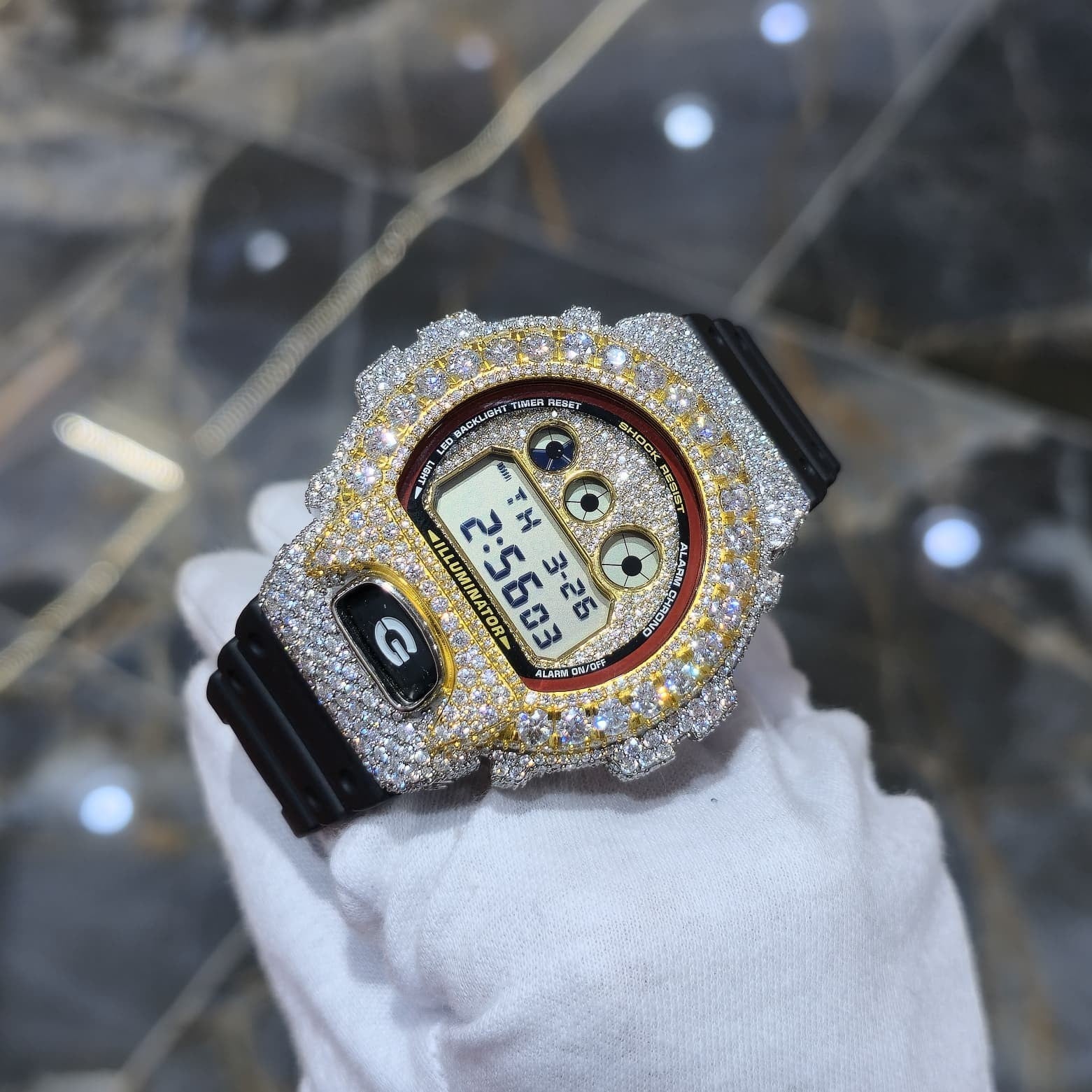Moissanite Fully Iced Out G-SHOCK DW-6900U – VVS D Color, | Big Pointers