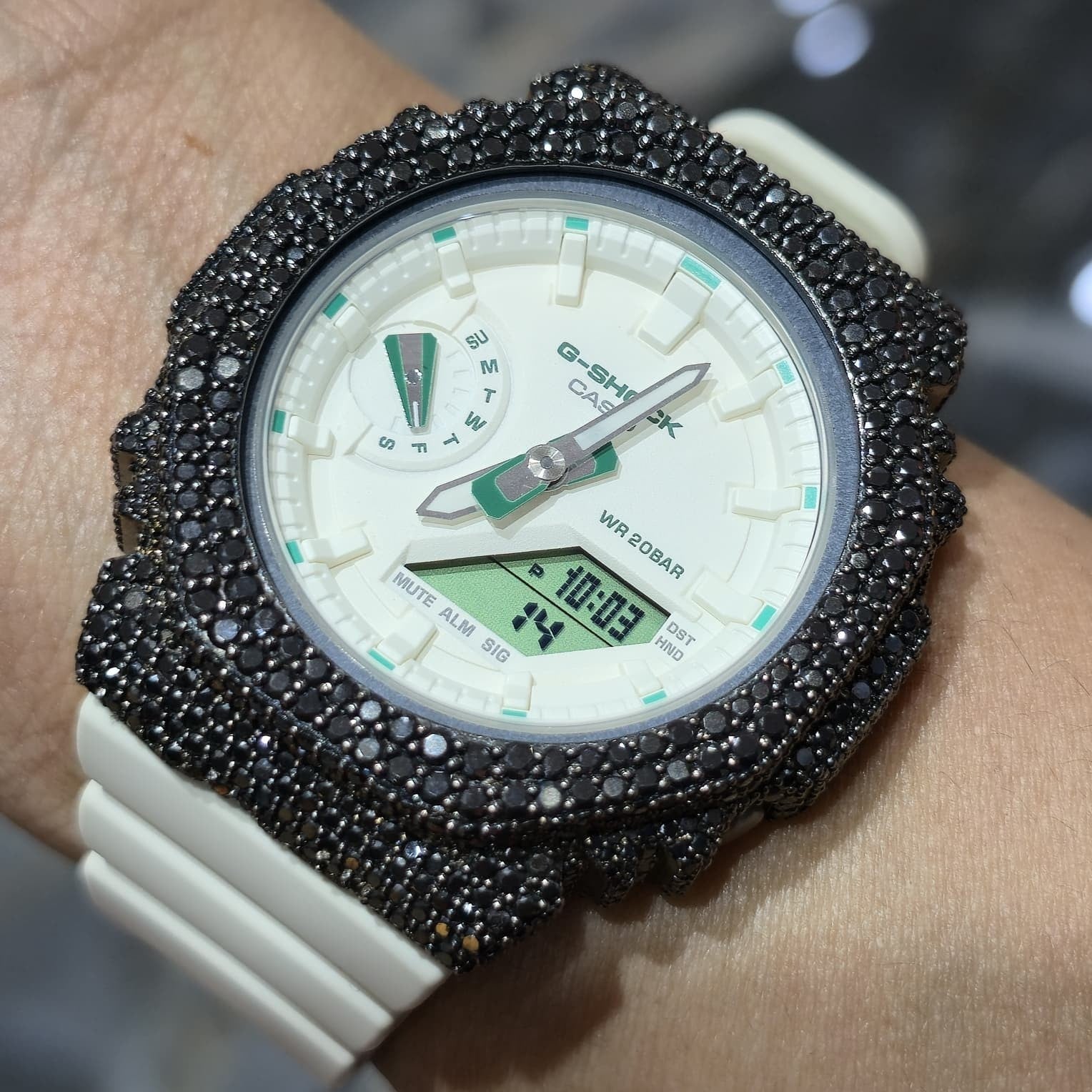BLACK MOISSANITE Iced Out G-SHOCK GA2100 “Casioak” – Off-White Dial | Cream Band