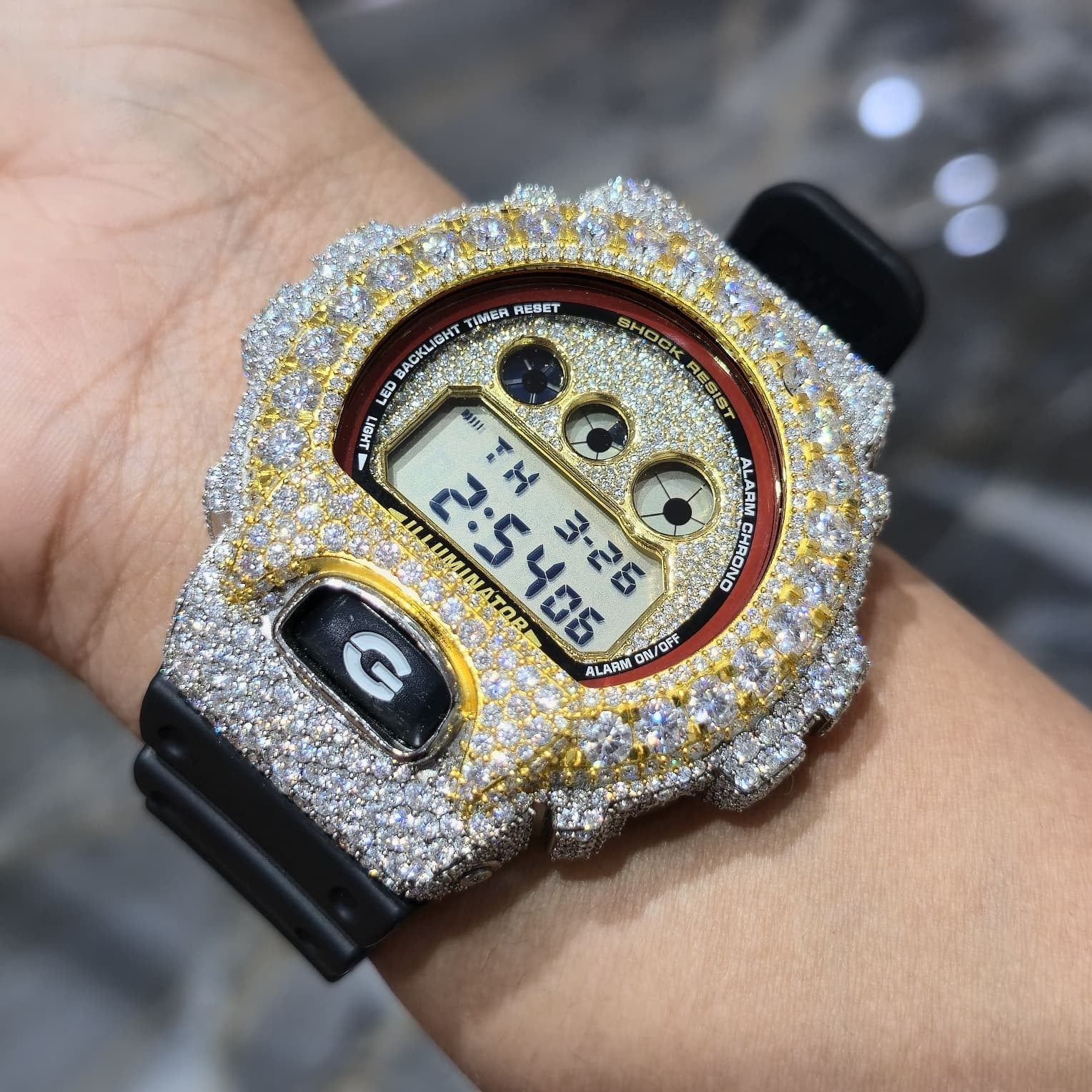 Moissanite Fully Iced Out G-SHOCK DW-6900U – VVS D Color, | Big Pointers