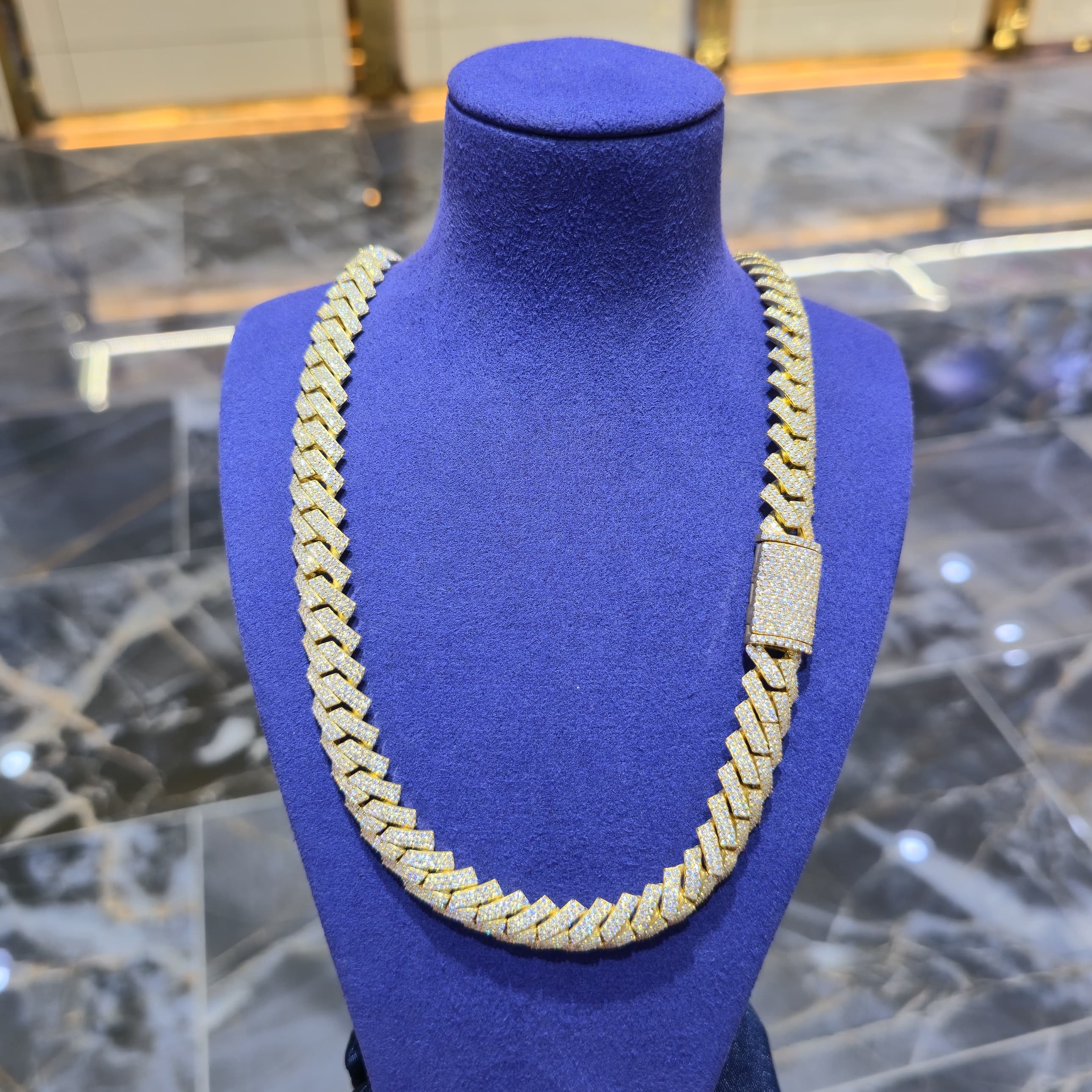 Moissanite Cuban Link Chain | 12mm Close Links | Silver, Gold & Rose Gold
