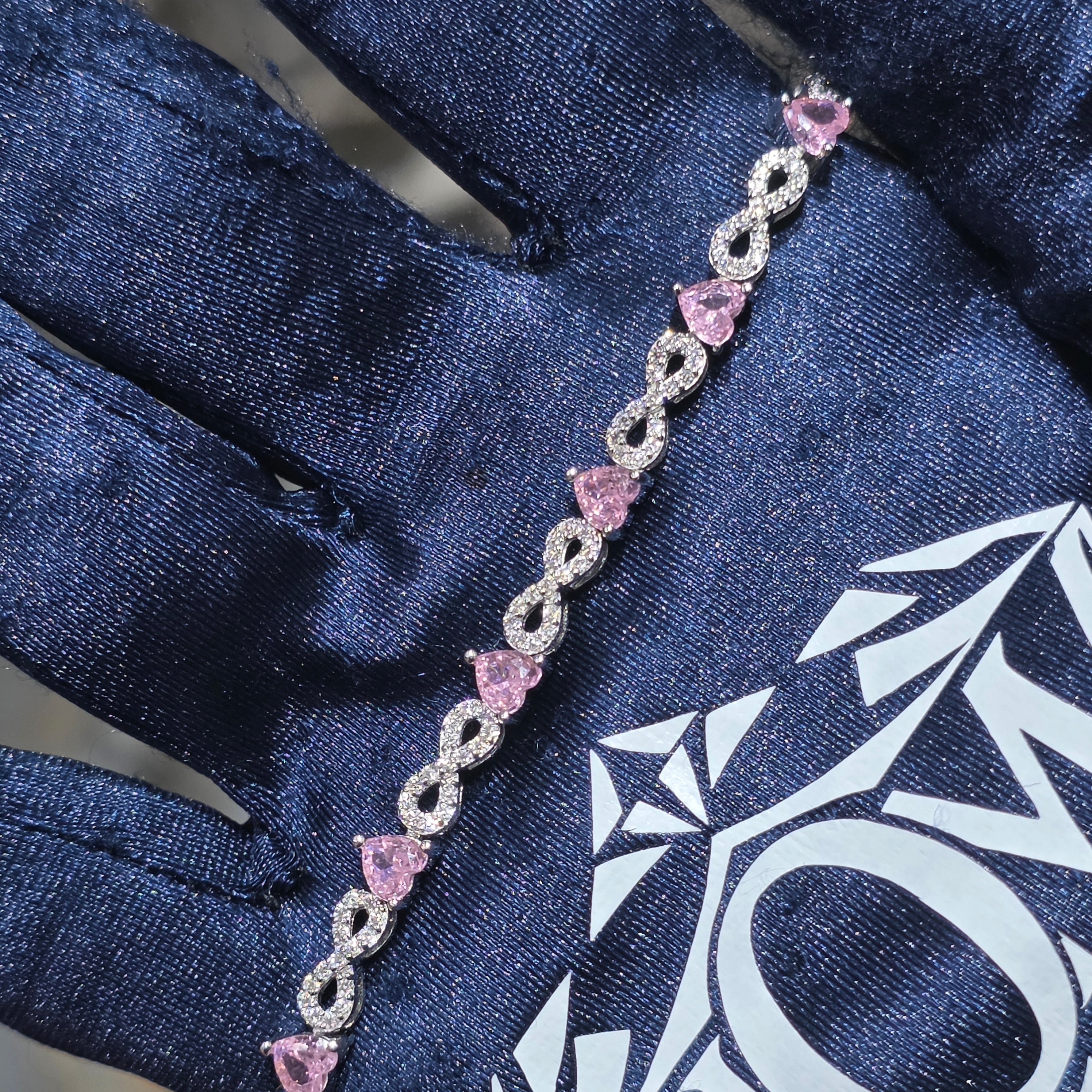 Heart & Infinity Link Bracelet – 925 Sterling Silver | Moissanite |