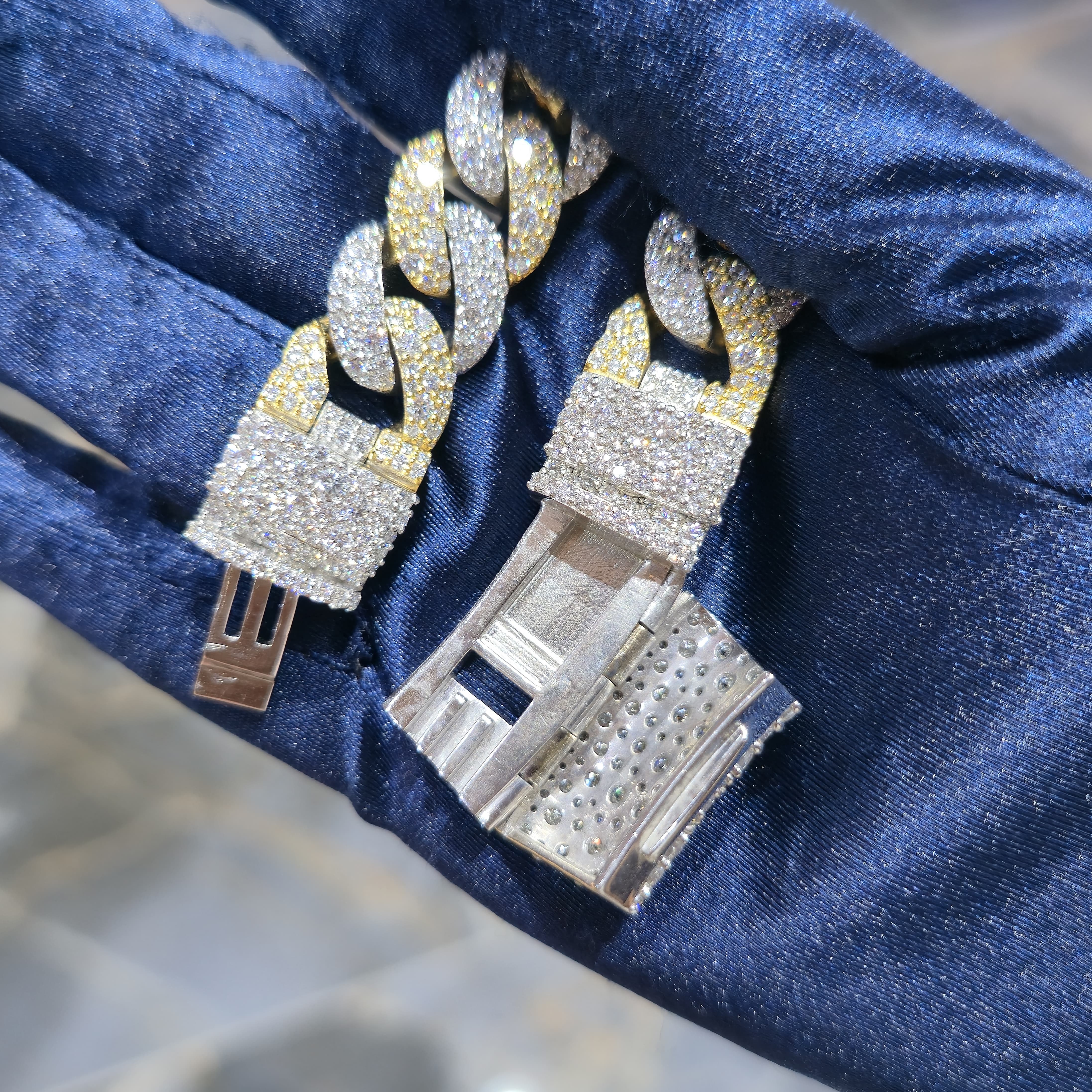 Moissanite Two-Tone Cuban Link Chain | 14mm | Silver & Gold / Rose Gold & Silver