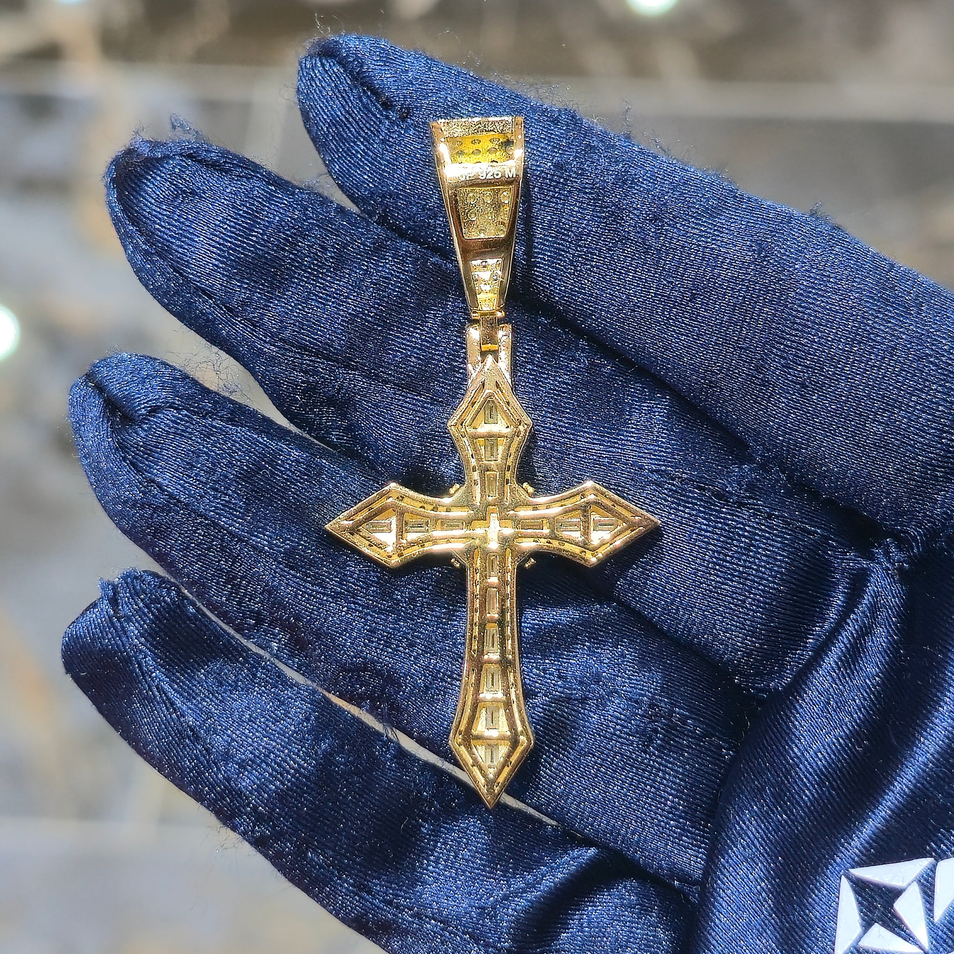 Moissanite Faith Cross Pendant – 925 Sterling Silver | 3.50 CTW | Silver, Gold & Rose Gold