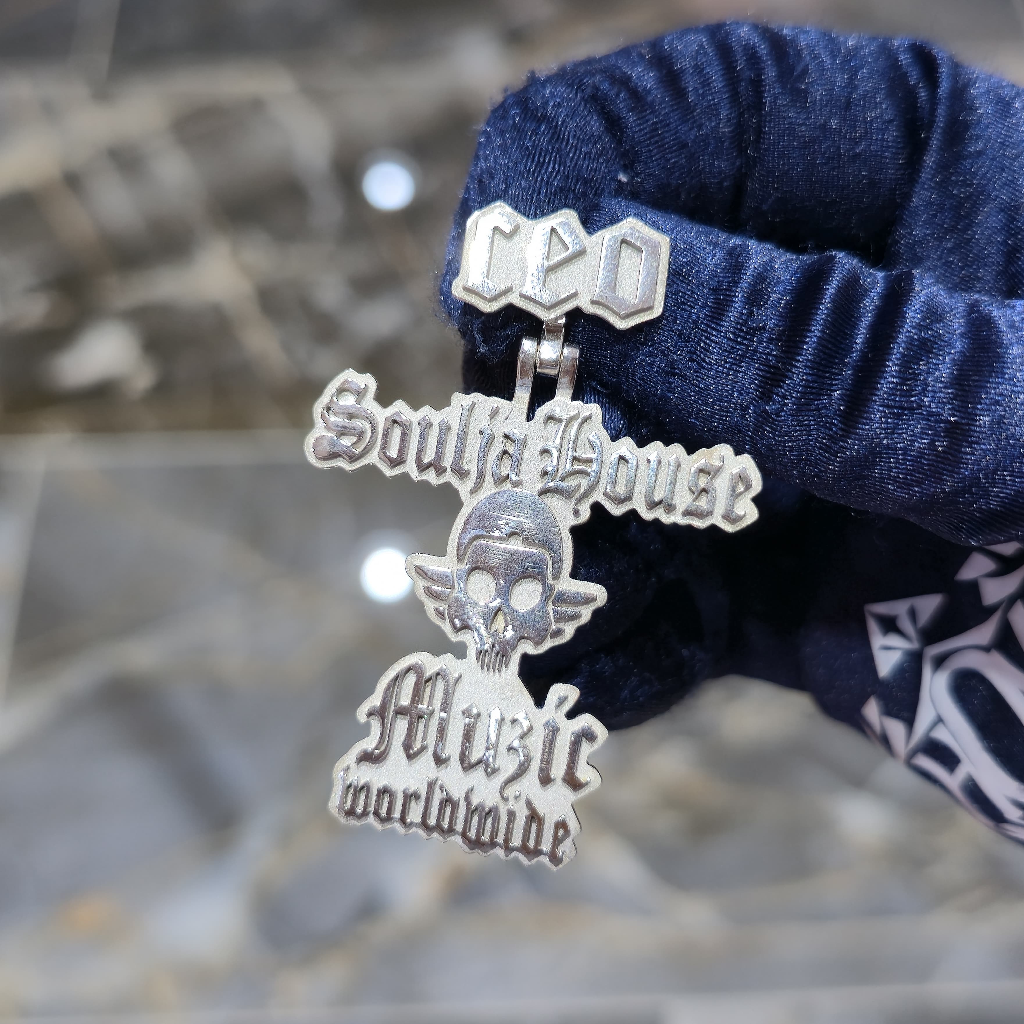 Custom Solid Silver Pendent with Chain 3