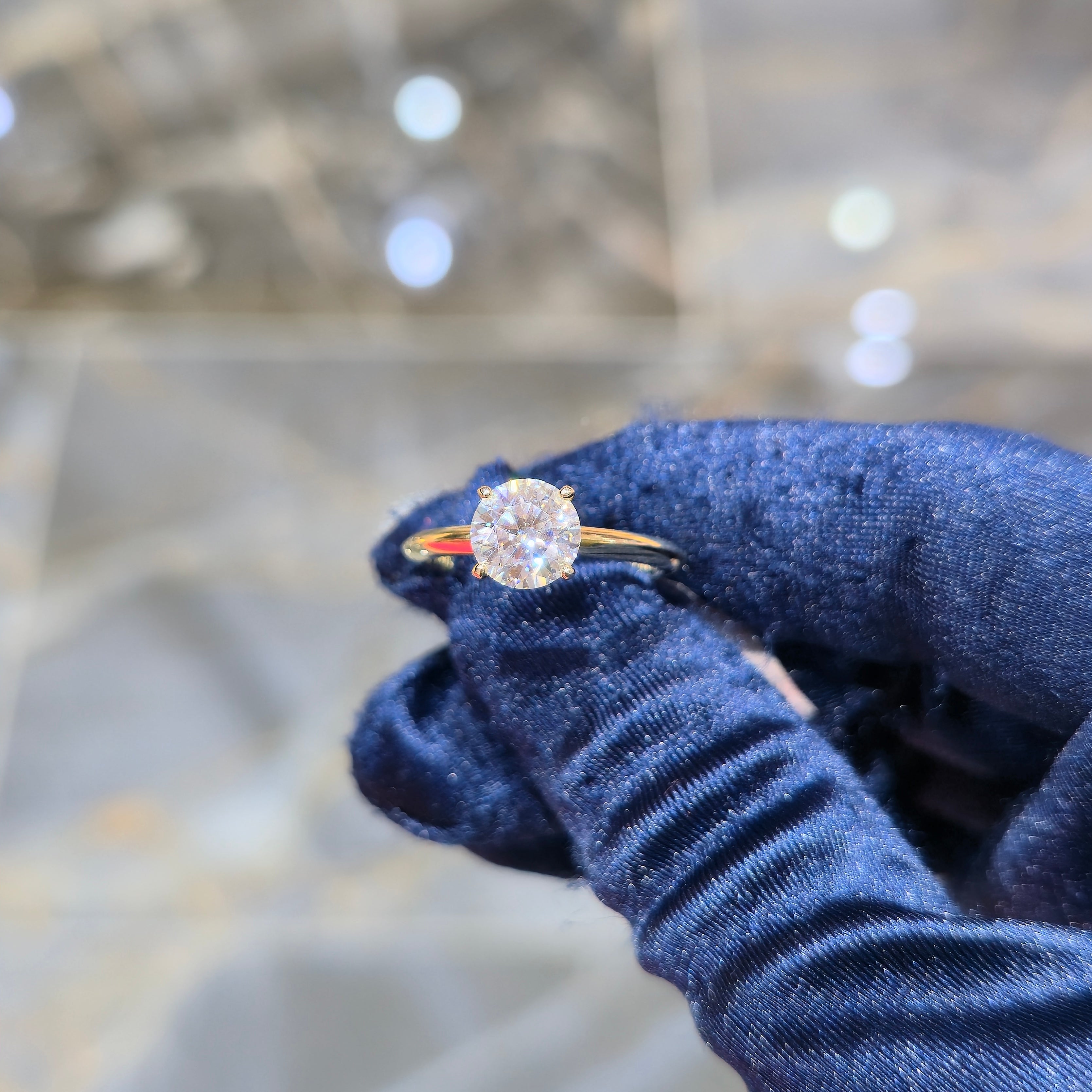 Moissanite 1.05 ctw Round Engagement Ring