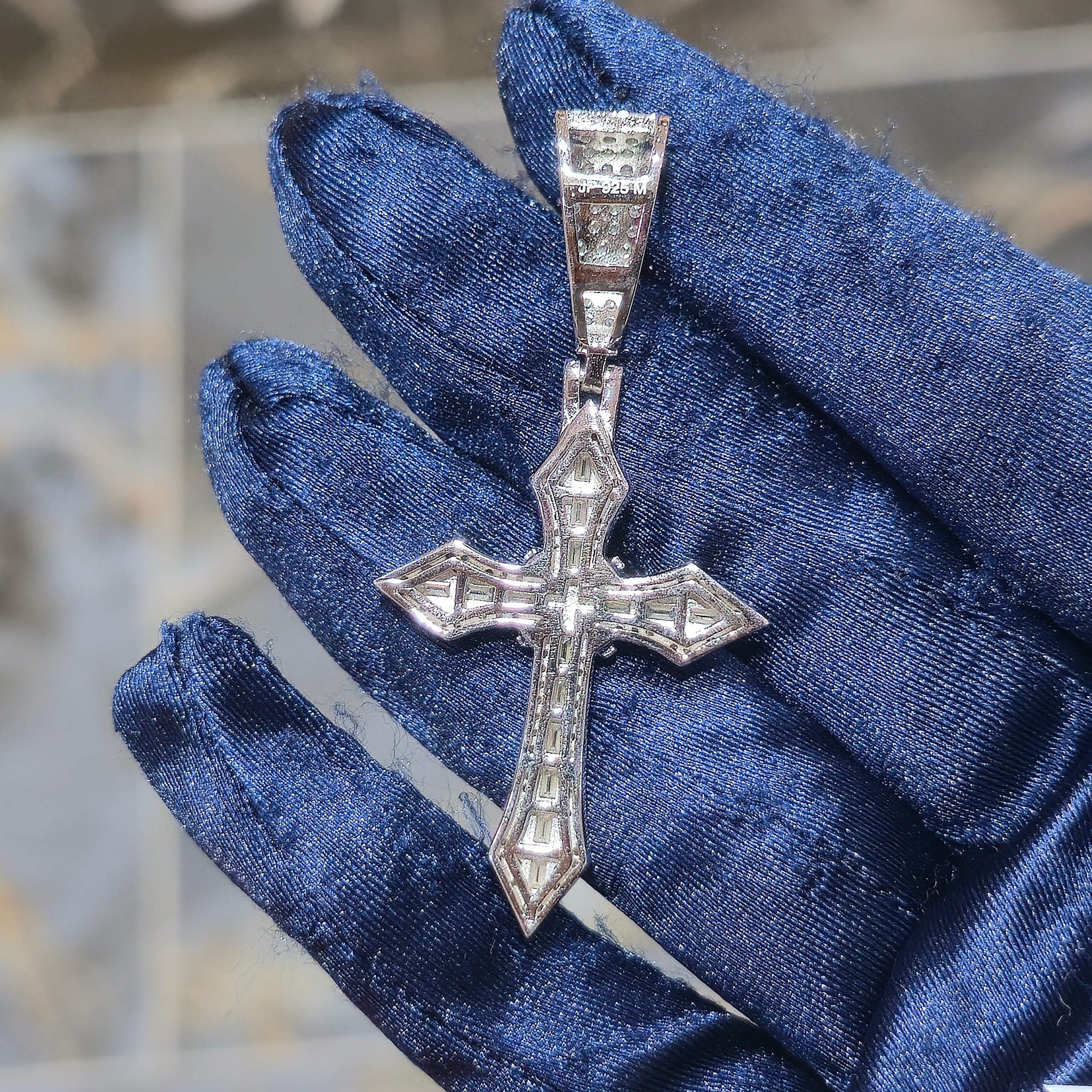Moissanite Faith Cross Pendant – 925 Sterling Silver | 3.50 CTW | Silver, Gold & Rose Gold