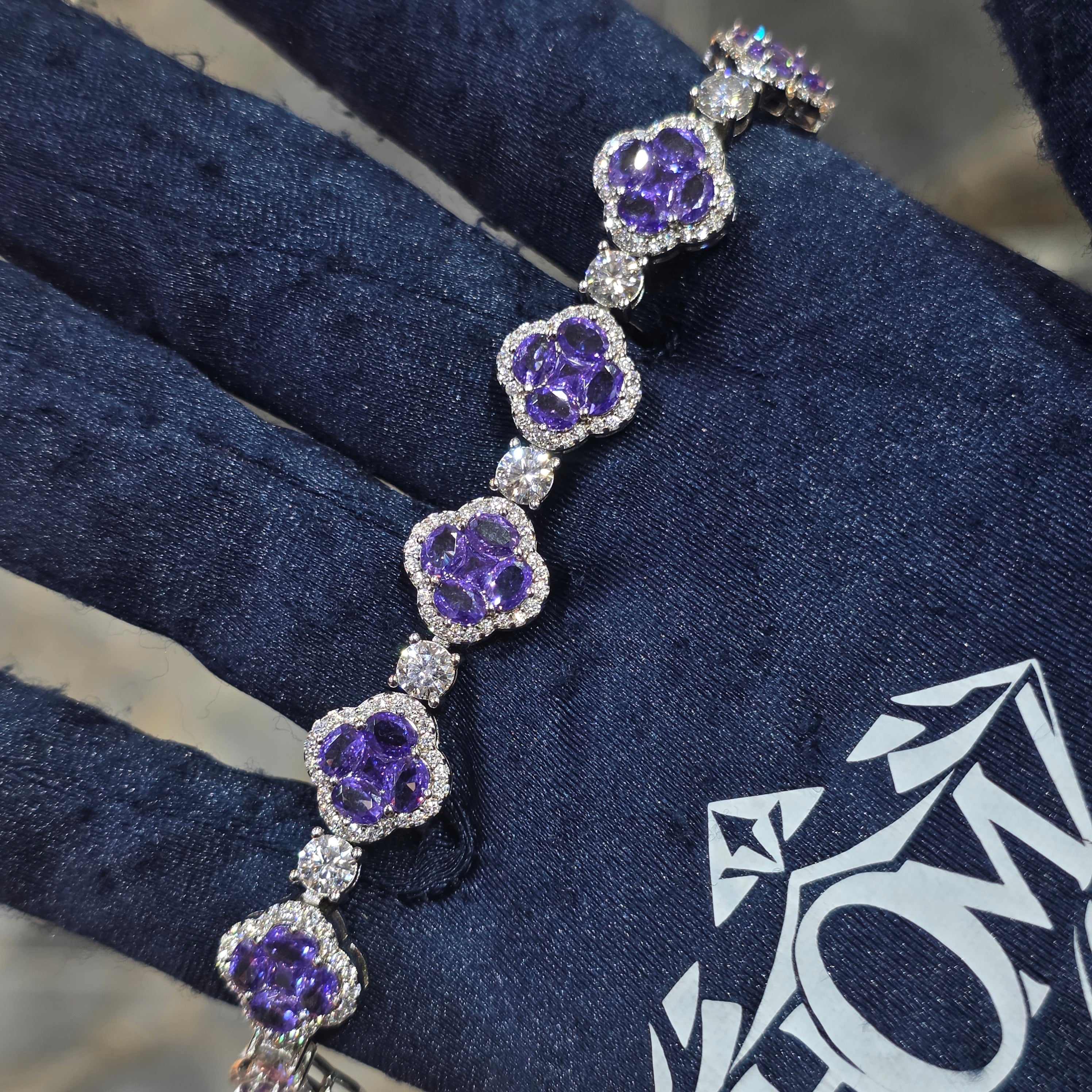 Moissanite Clover Halo Tennis Bracelet – 925 Sterling Silver | 7 Inch