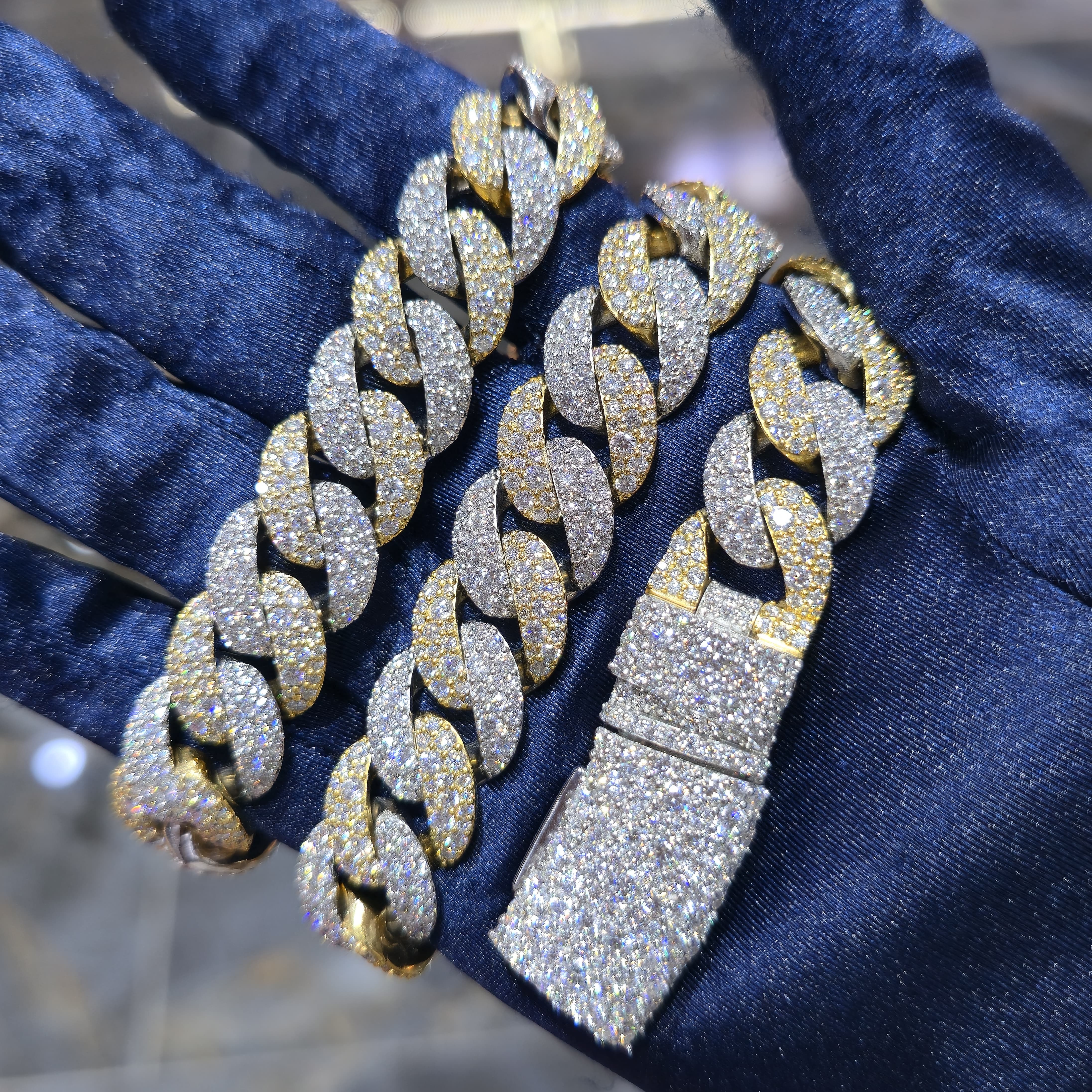 Moissanite Two-Tone Cuban Link Chain | 14mm | Silver & Gold / Rose Gold & Silver