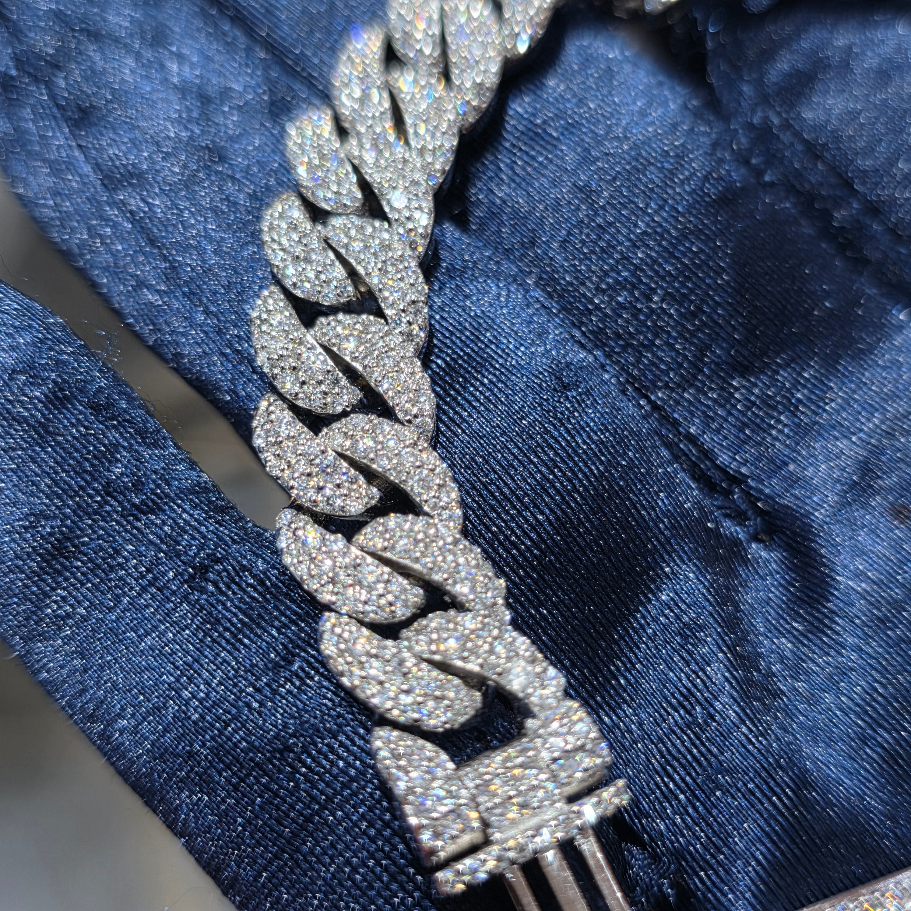 Moissanite Mosaic Setting Cuban Link Bracelet – 925 Sterling Silver | 10MM