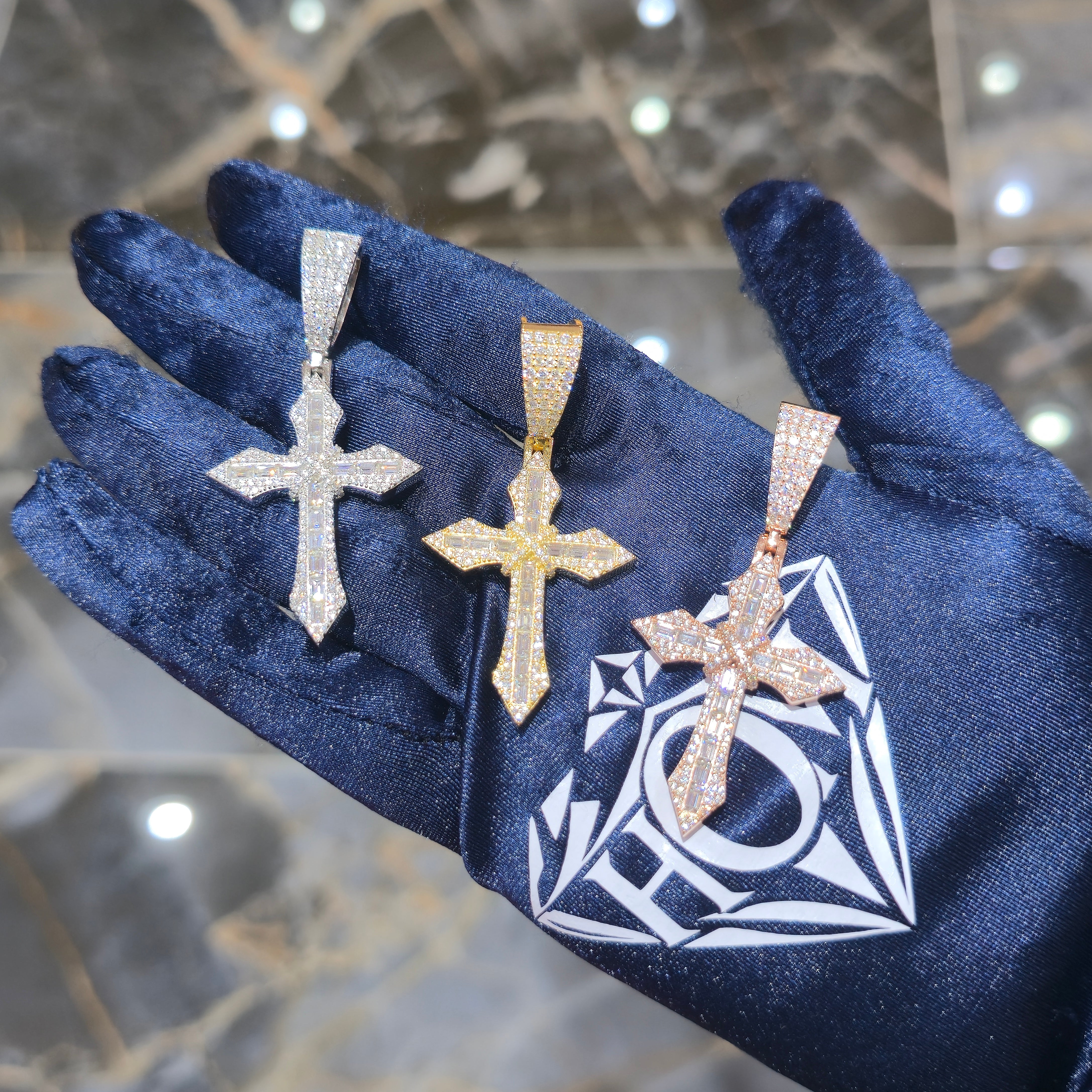 Moissanite Faith Cross Pendant – 925 Sterling Silver | 3.50 CTW | Silver, Gold & Rose Gold