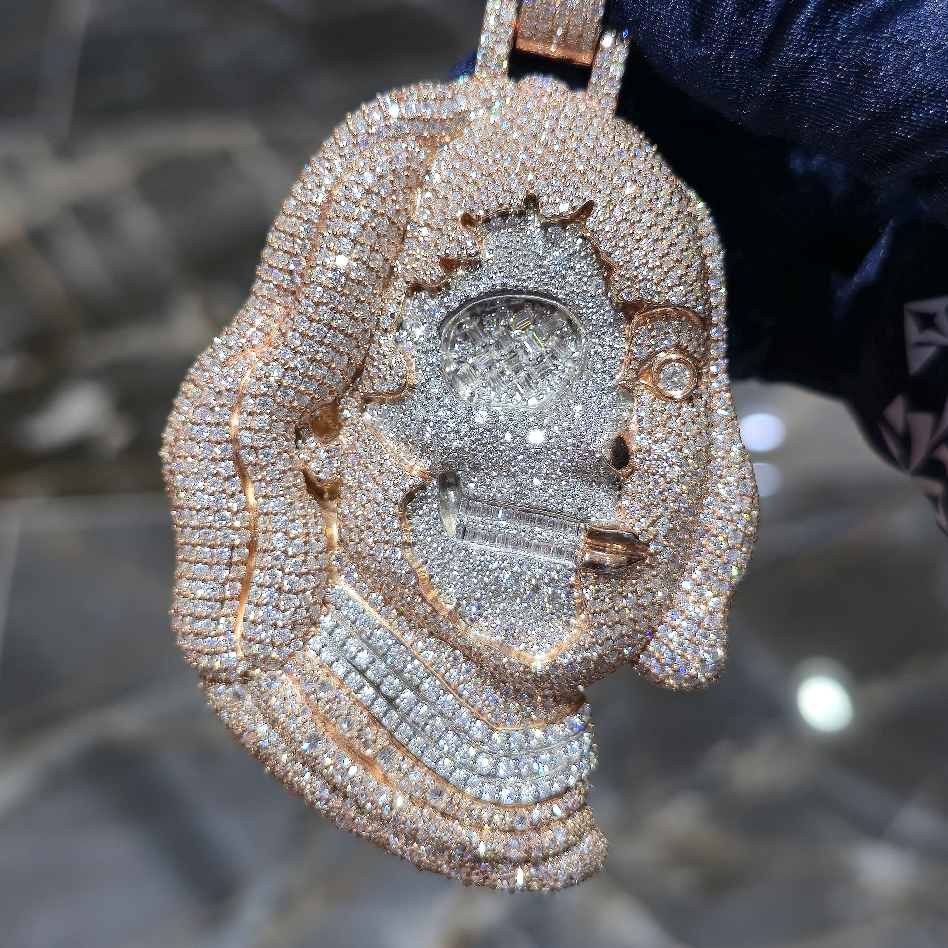 VVS Custom Pendent & Chain 4