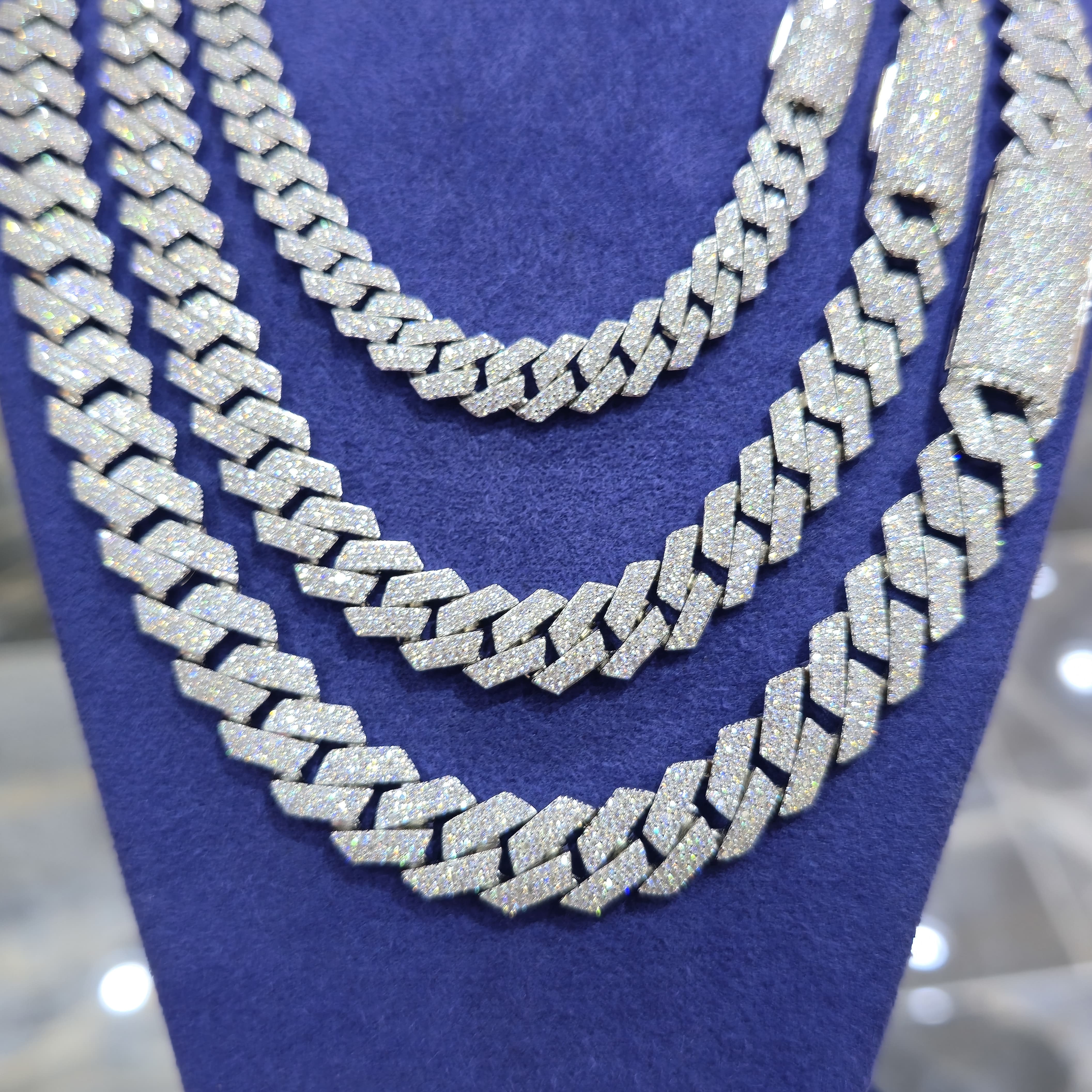 Moissanite Cuban Prong Chain | 8mm, 10mm, 12mm | Silver, Gold & Rose Gold