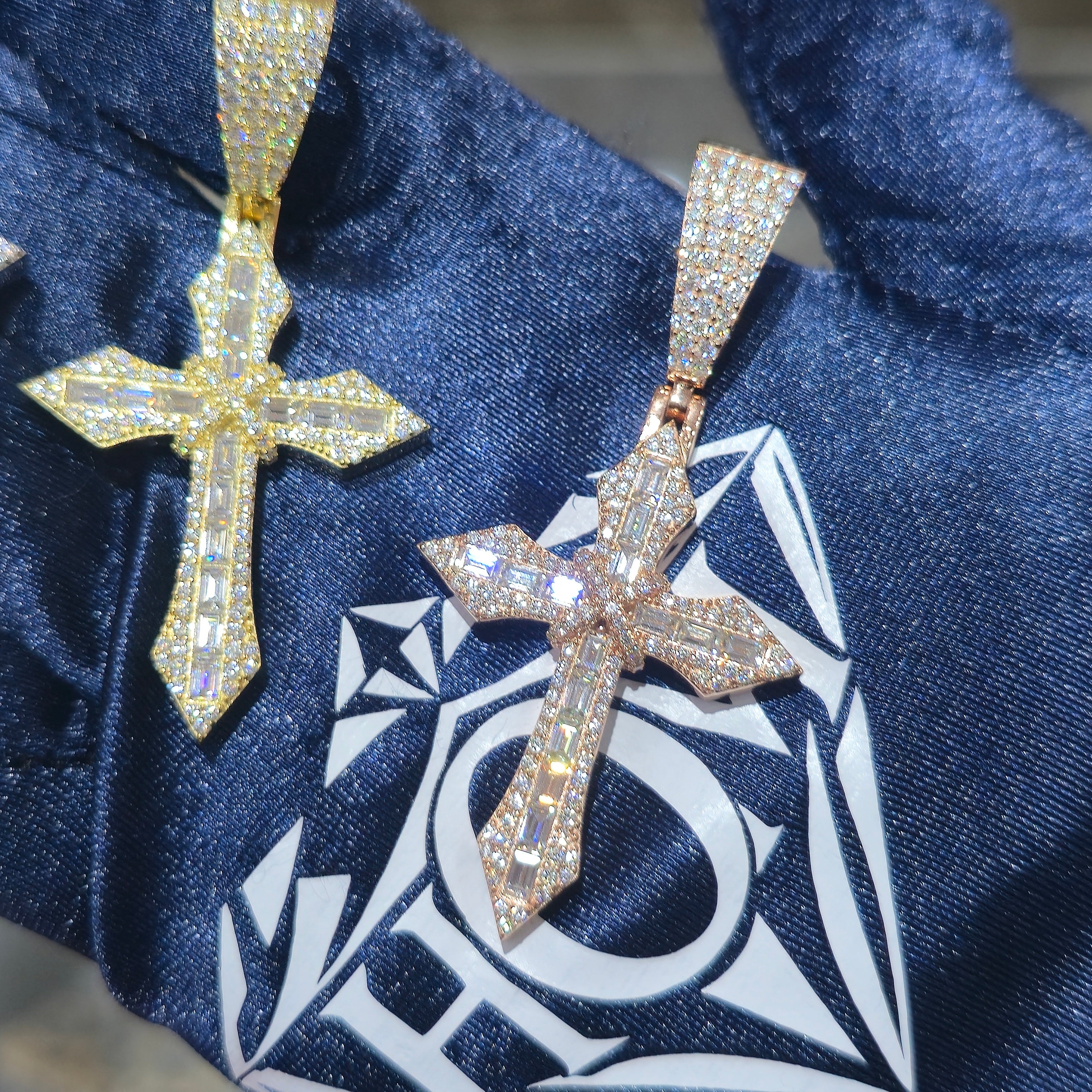 Moissanite Faith Cross Pendant – 925 Sterling Silver | 3.50 CTW | Silver, Gold & Rose Gold