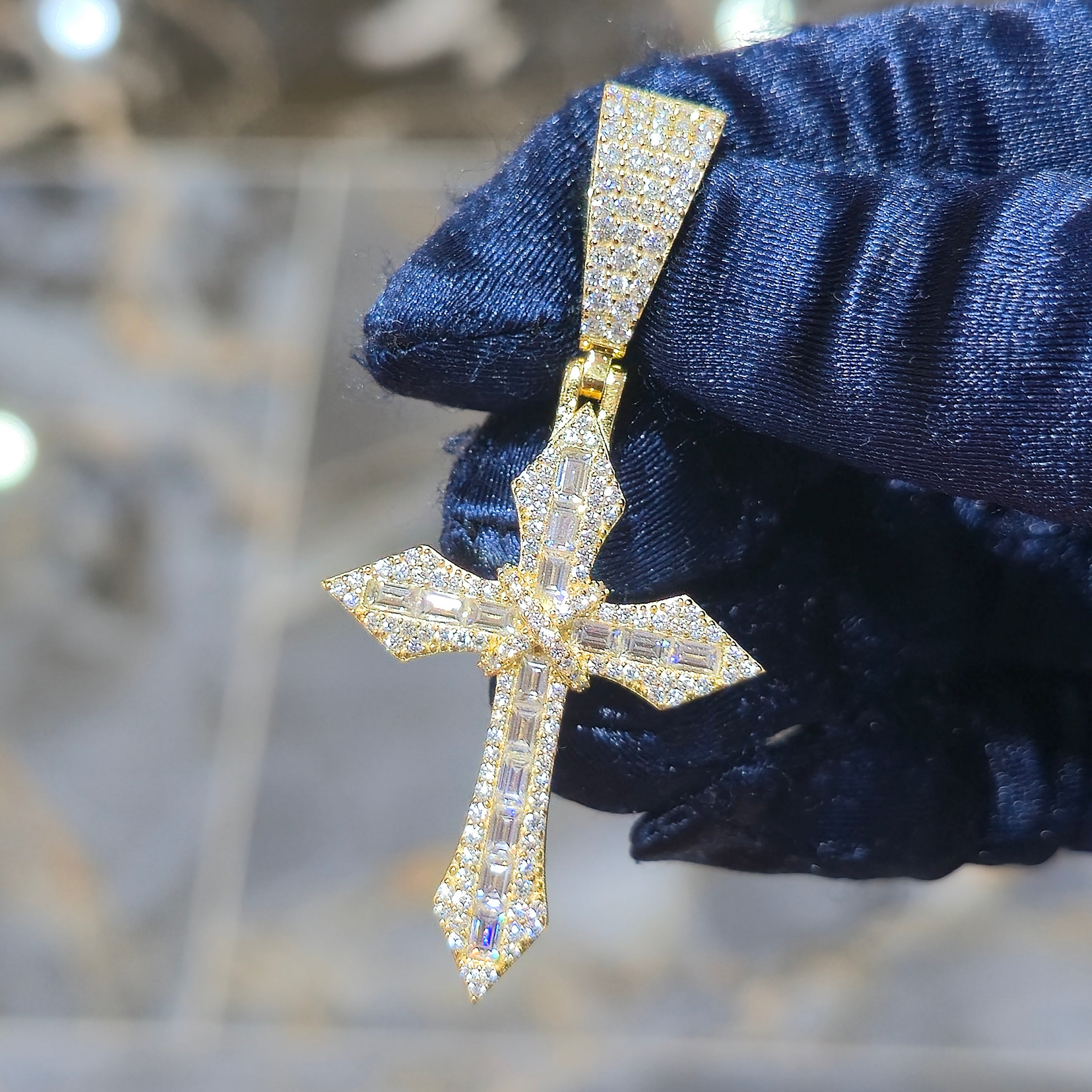 Moissanite Faith Cross Pendant – 925 Sterling Silver | 3.50 CTW | Silver, Gold & Rose Gold