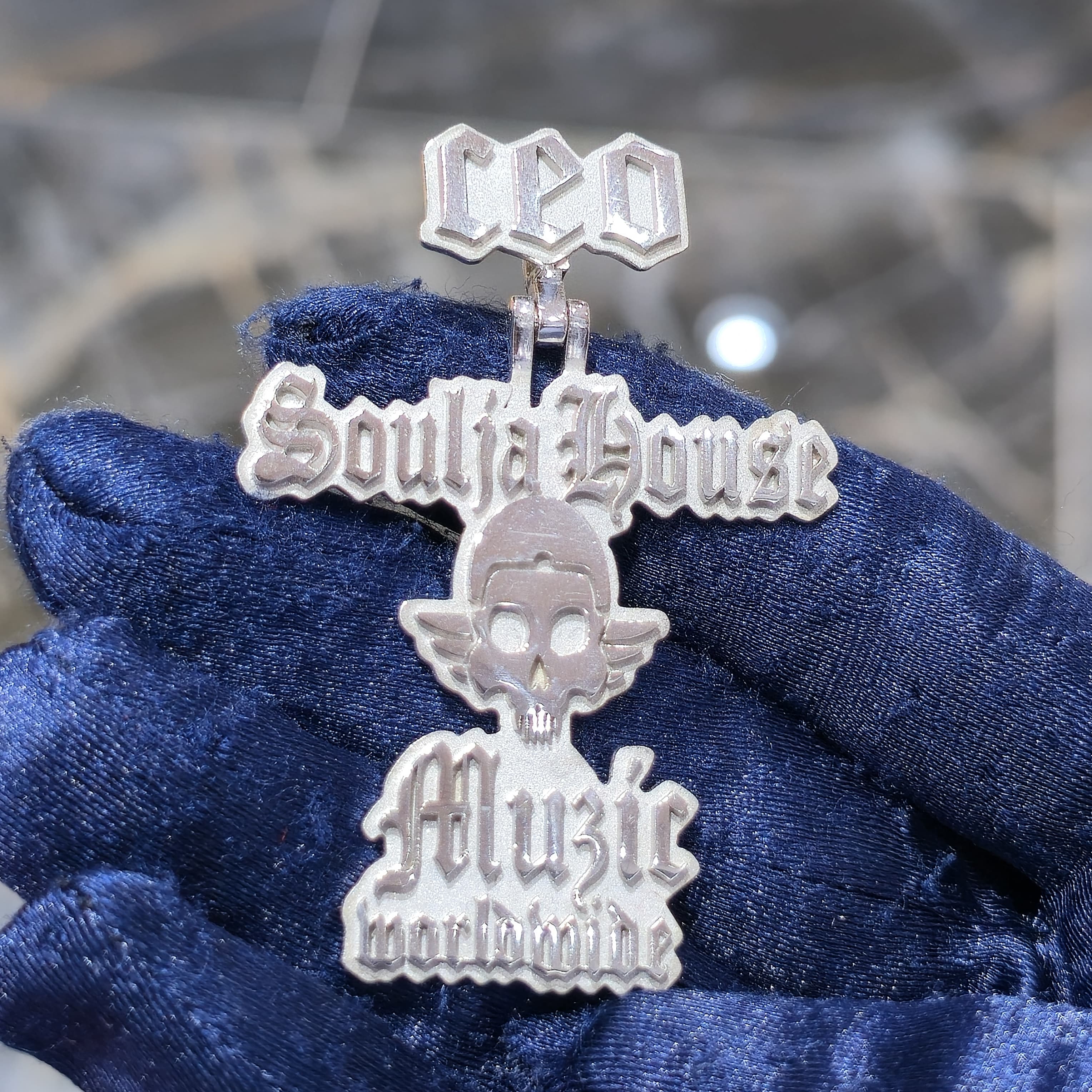 Custom Solid Silver Pendent with Chain 3