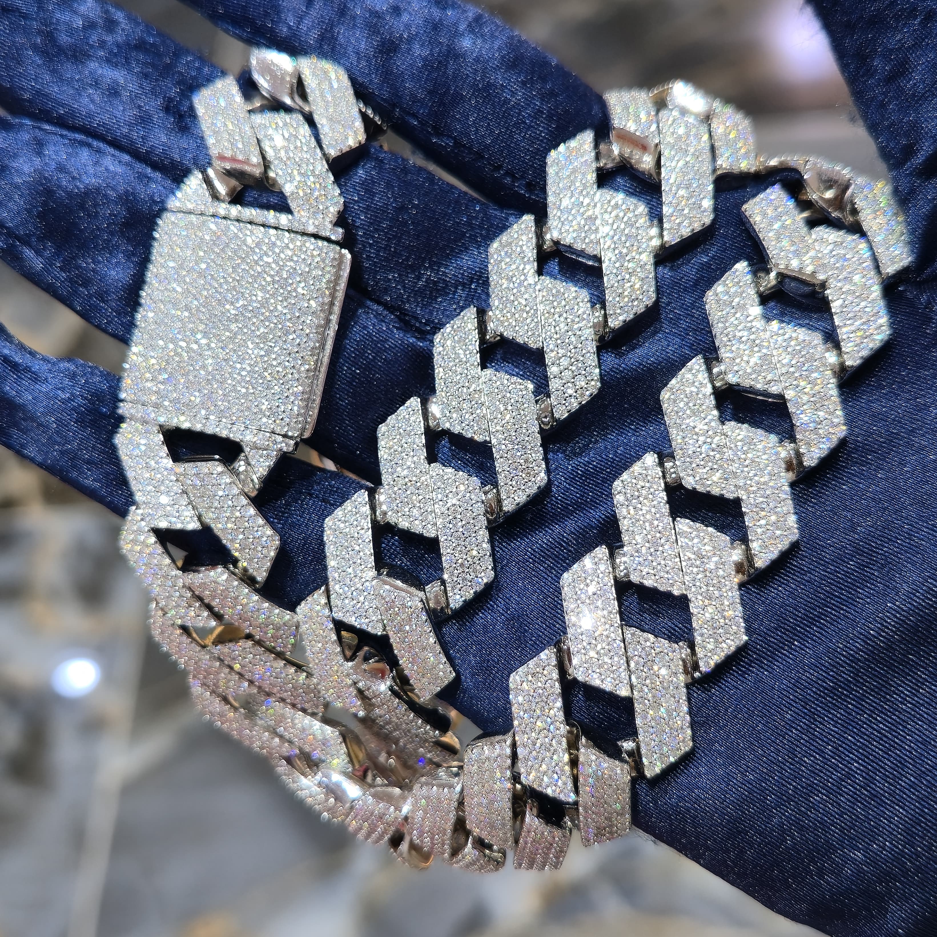Moissanite Miami Cuban Prong Link Chain | 22mm | Silver, Gold & Rose Gold