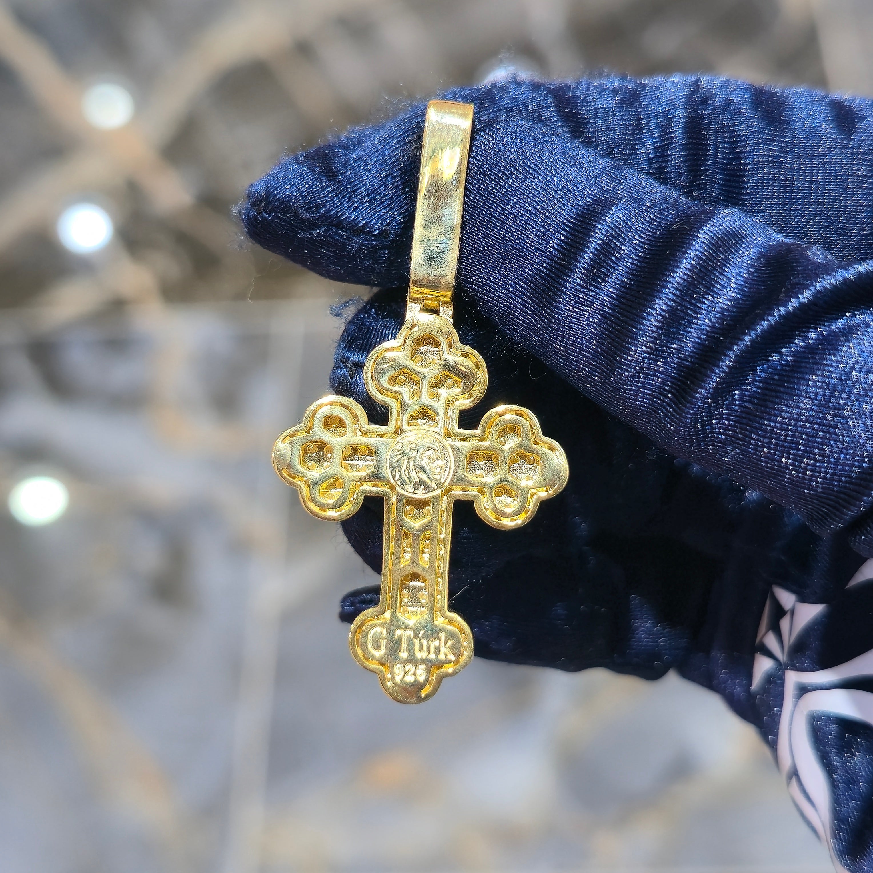 Moissanite Bottony Cross Pendant – 925 Sterling Silver | 2.11 CTW | Silver, Gold & Rose Gold