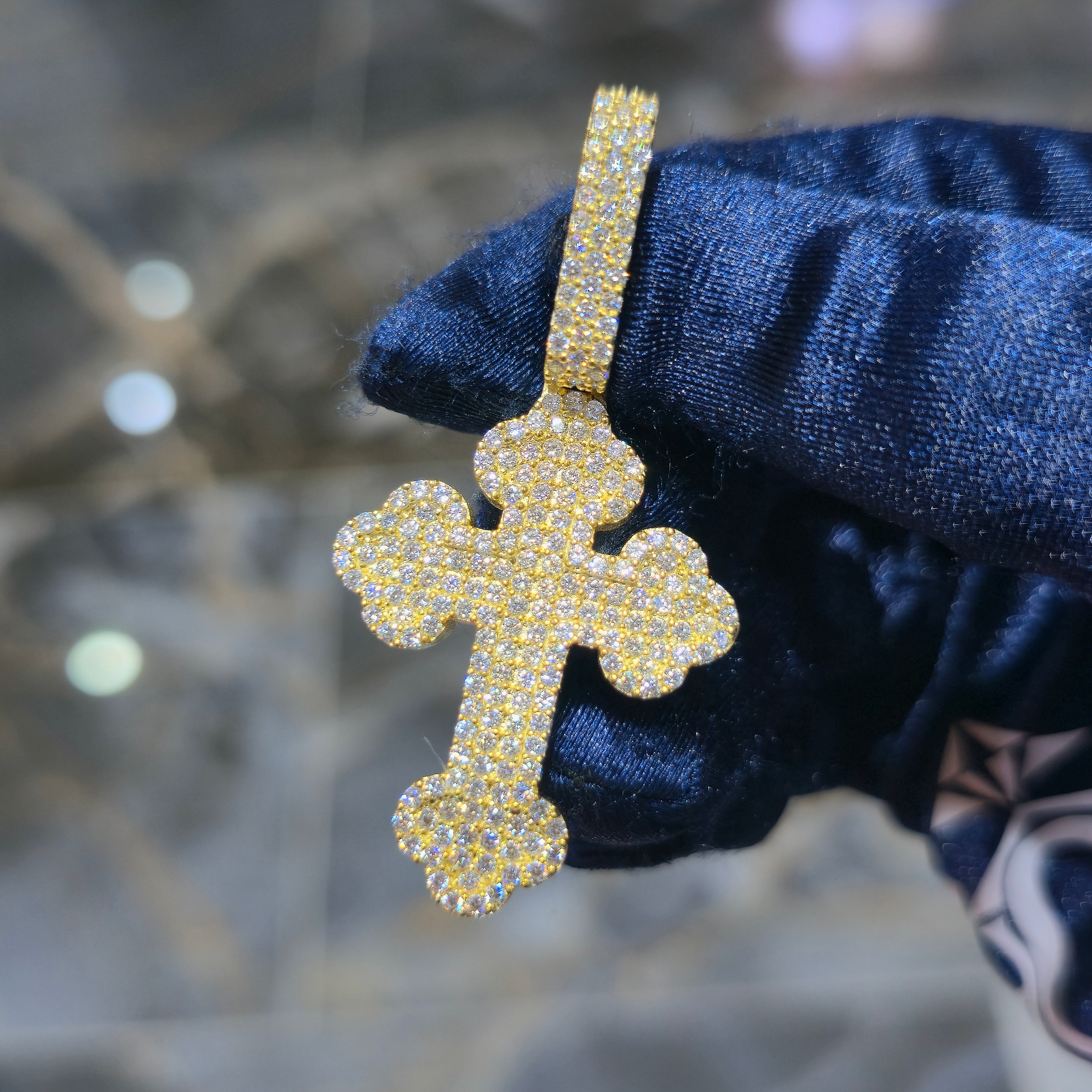 Moissanite Bottony Cross Pendant – 925 Sterling Silver | 2.11 CTW | Silver, Gold & Rose Gold