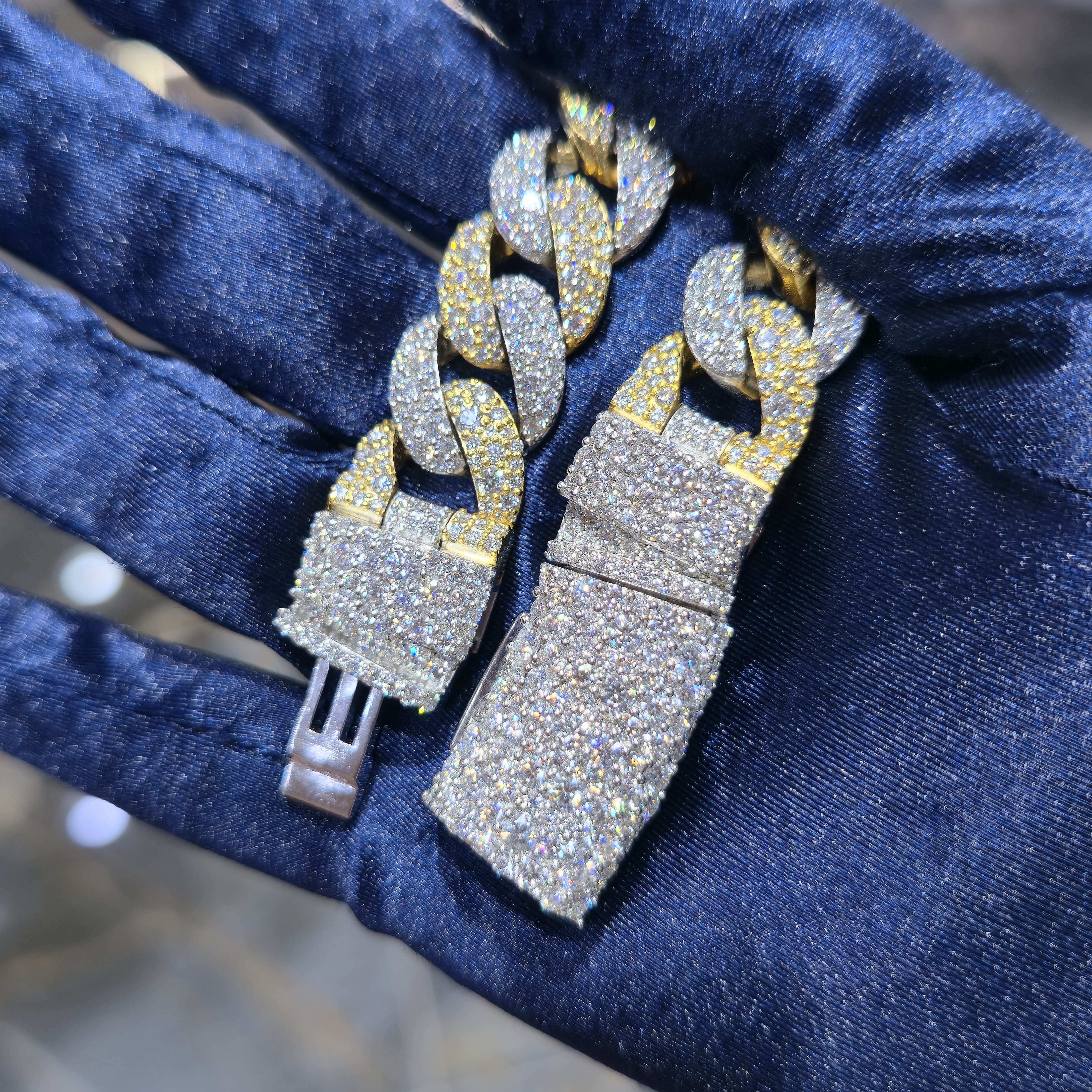 Moissanite Two-Tone Cuban Link Chain | 14mm | Silver & Gold / Rose Gold & Silver