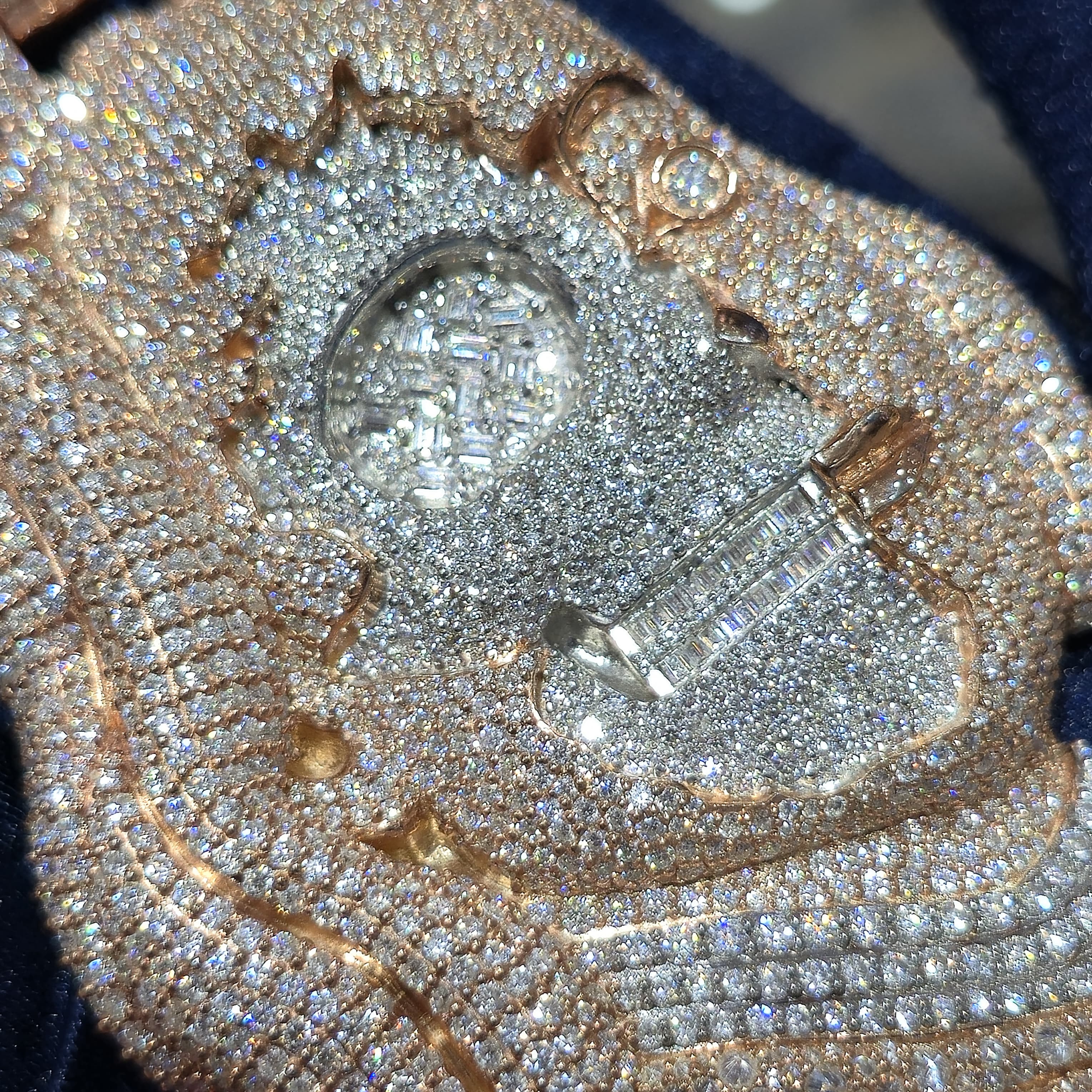 VVS Custom Pendent & Chain 4