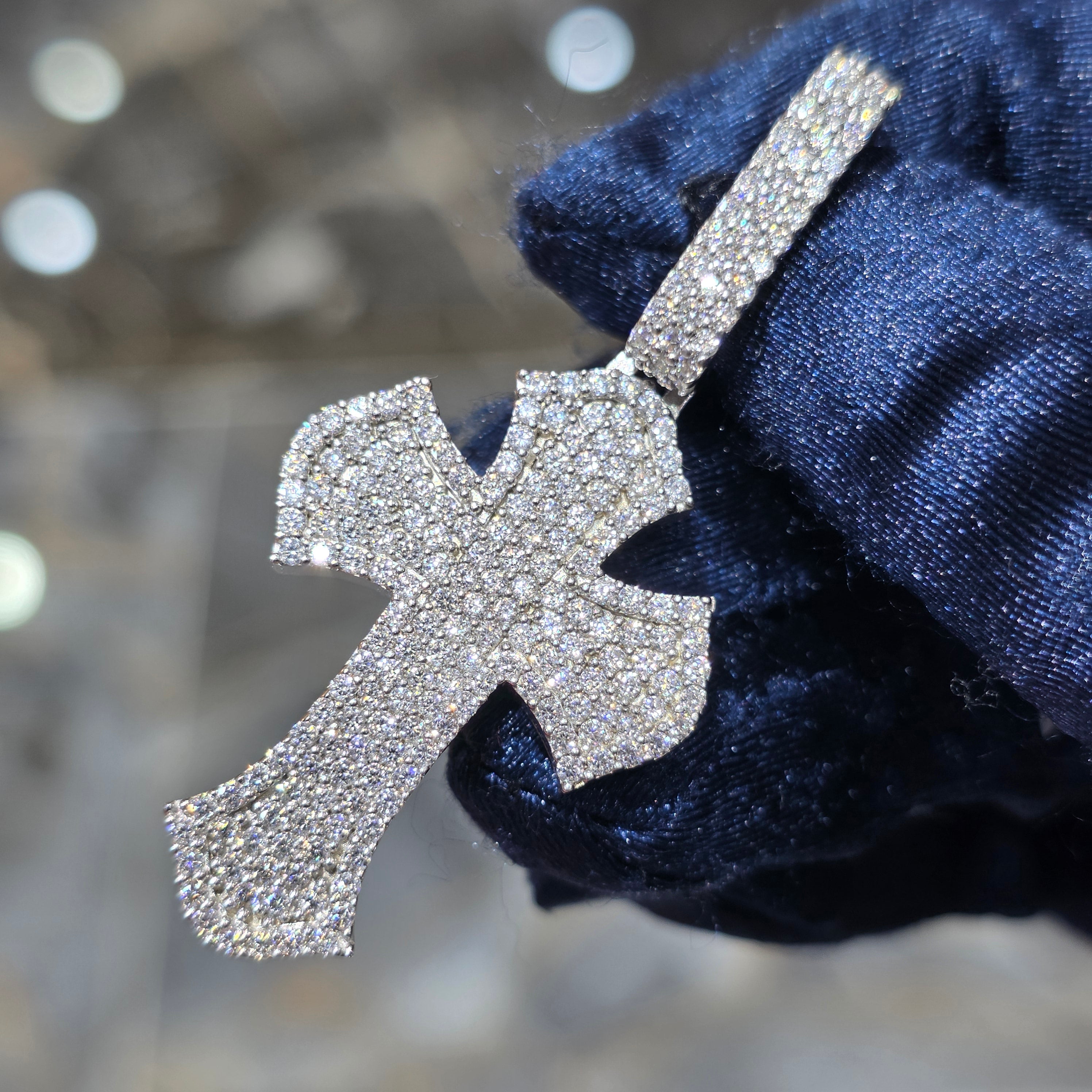 Moissanite Round Cut Cross Pendant – 925 Sterling Silver | 2.24 CTW | Silver, Gold & Rose Gold