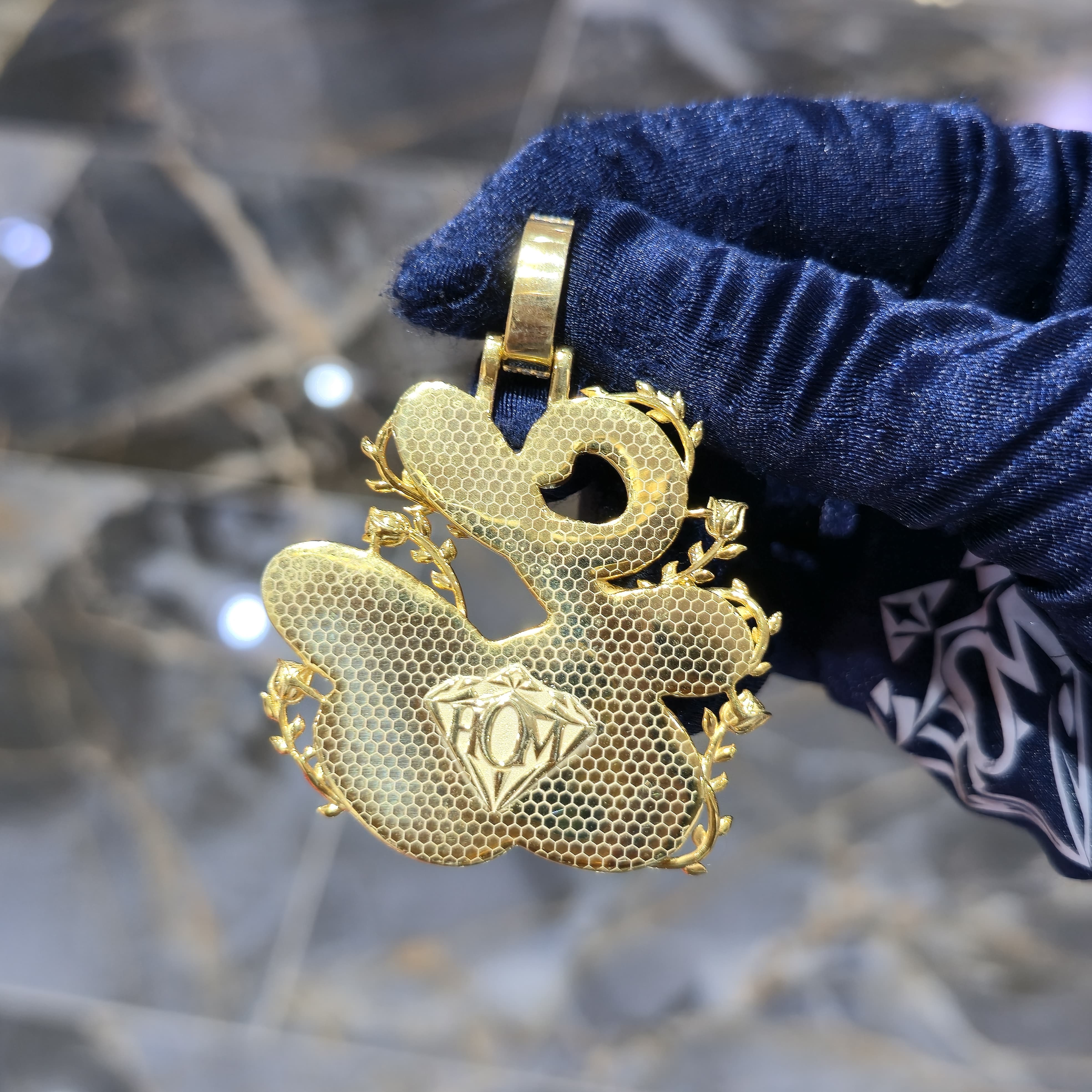 VVS Custom Pendent & Chain 2