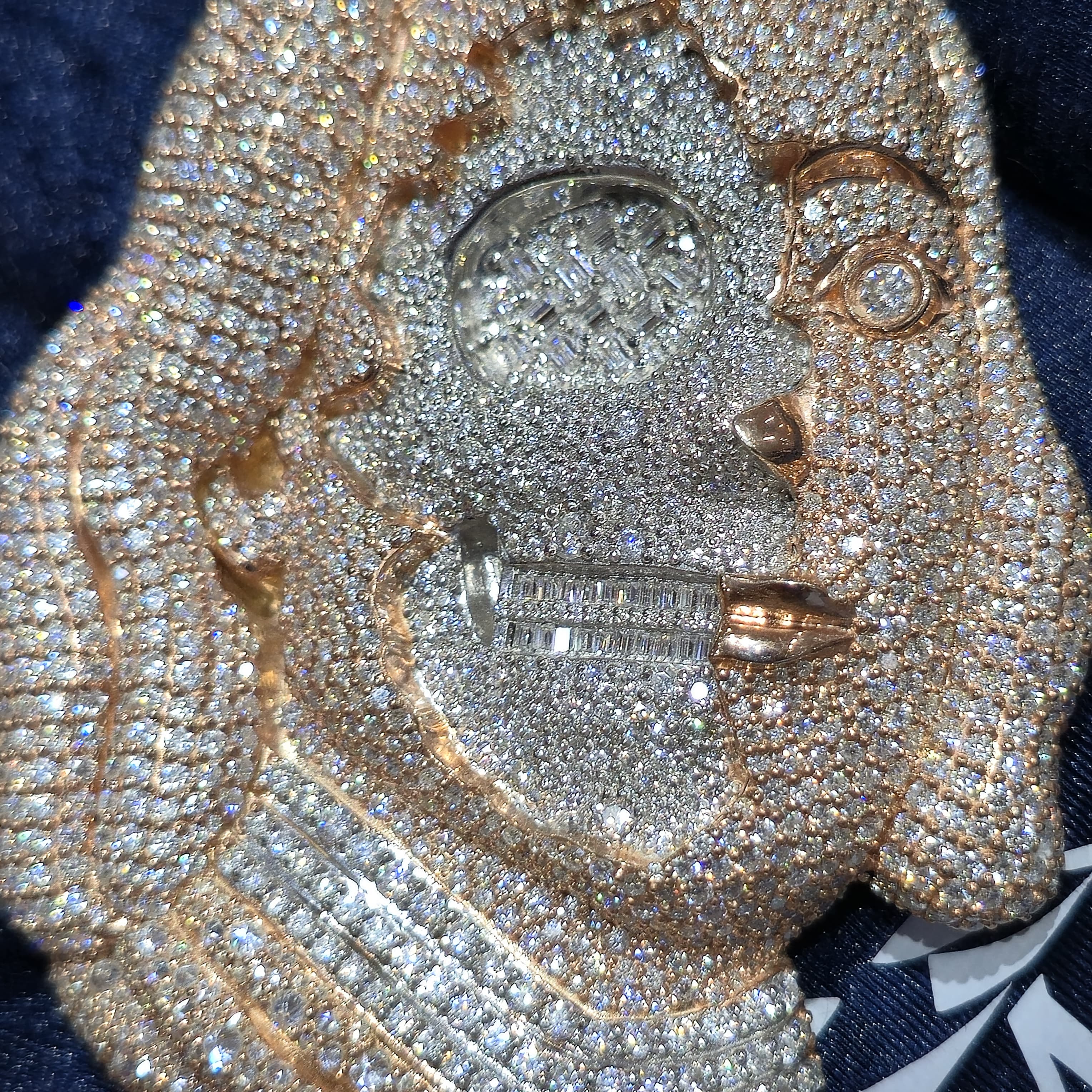 VVS Custom Pendent & Chain 4