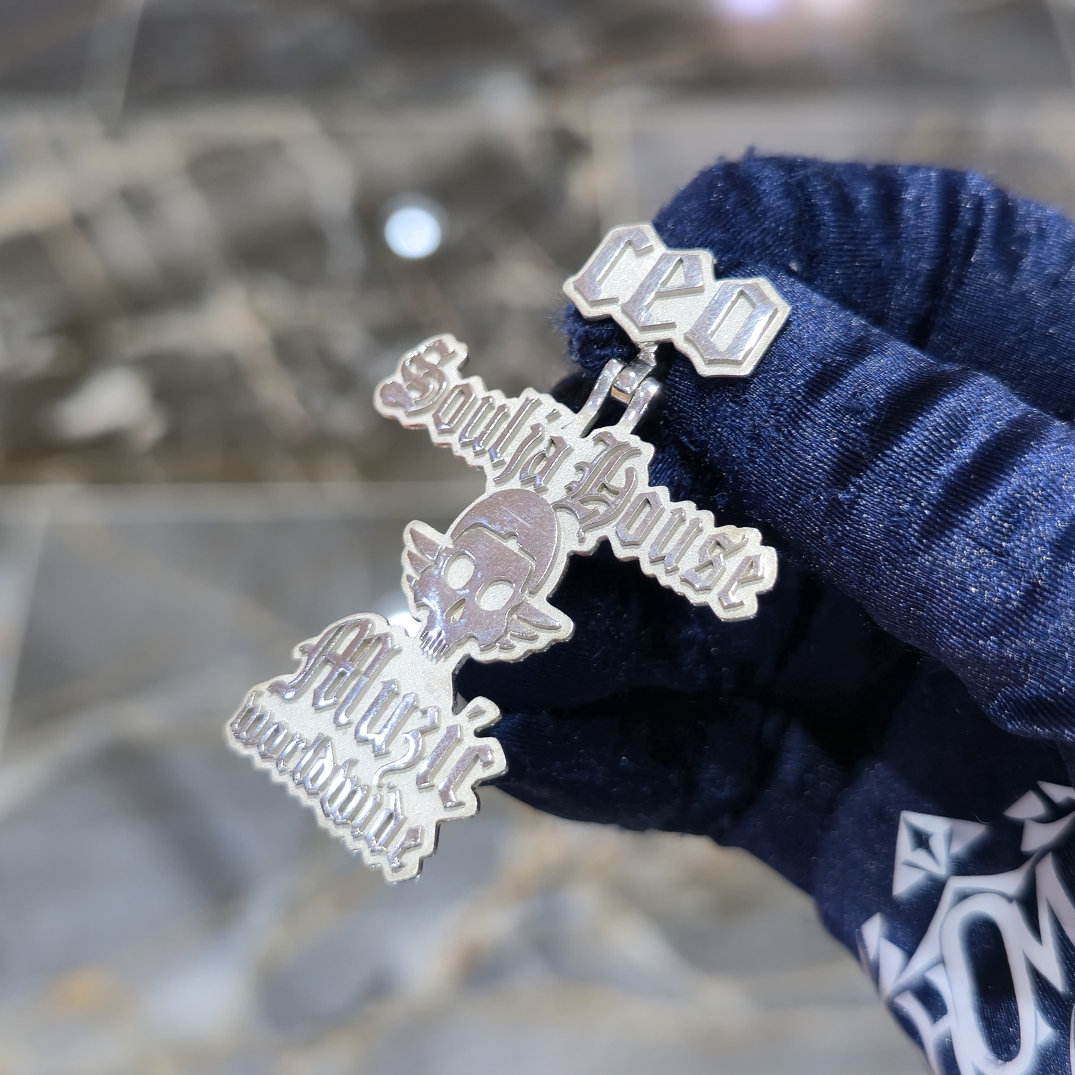 Custom Solid Silver Pendent with Chain 3