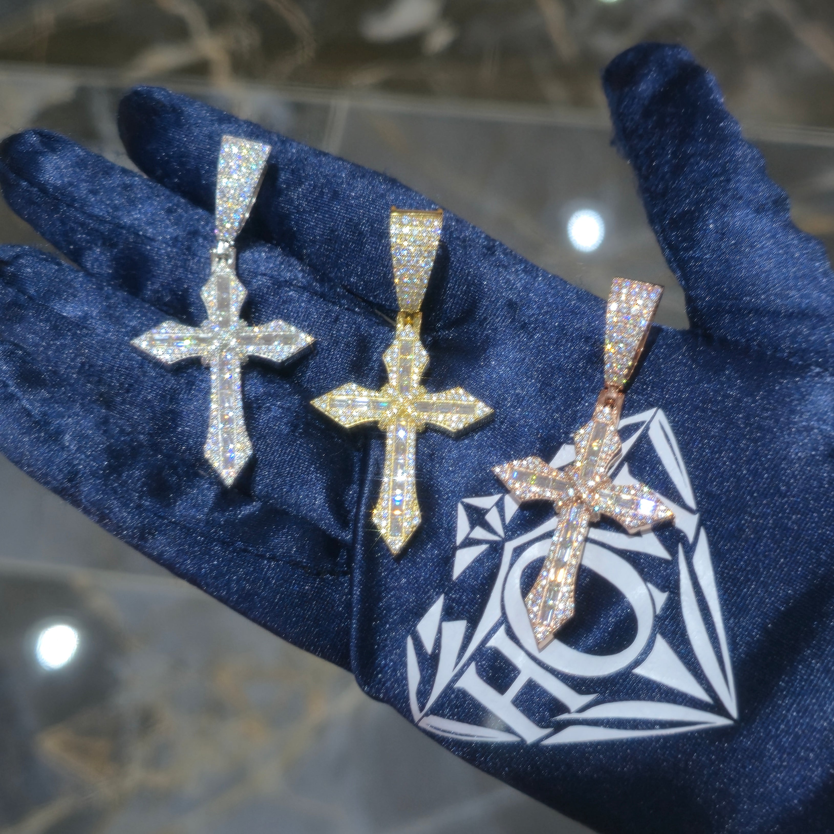 Moissanite Faith Cross Pendant – 925 Sterling Silver | 3.50 CTW | Silver, Gold & Rose Gold
