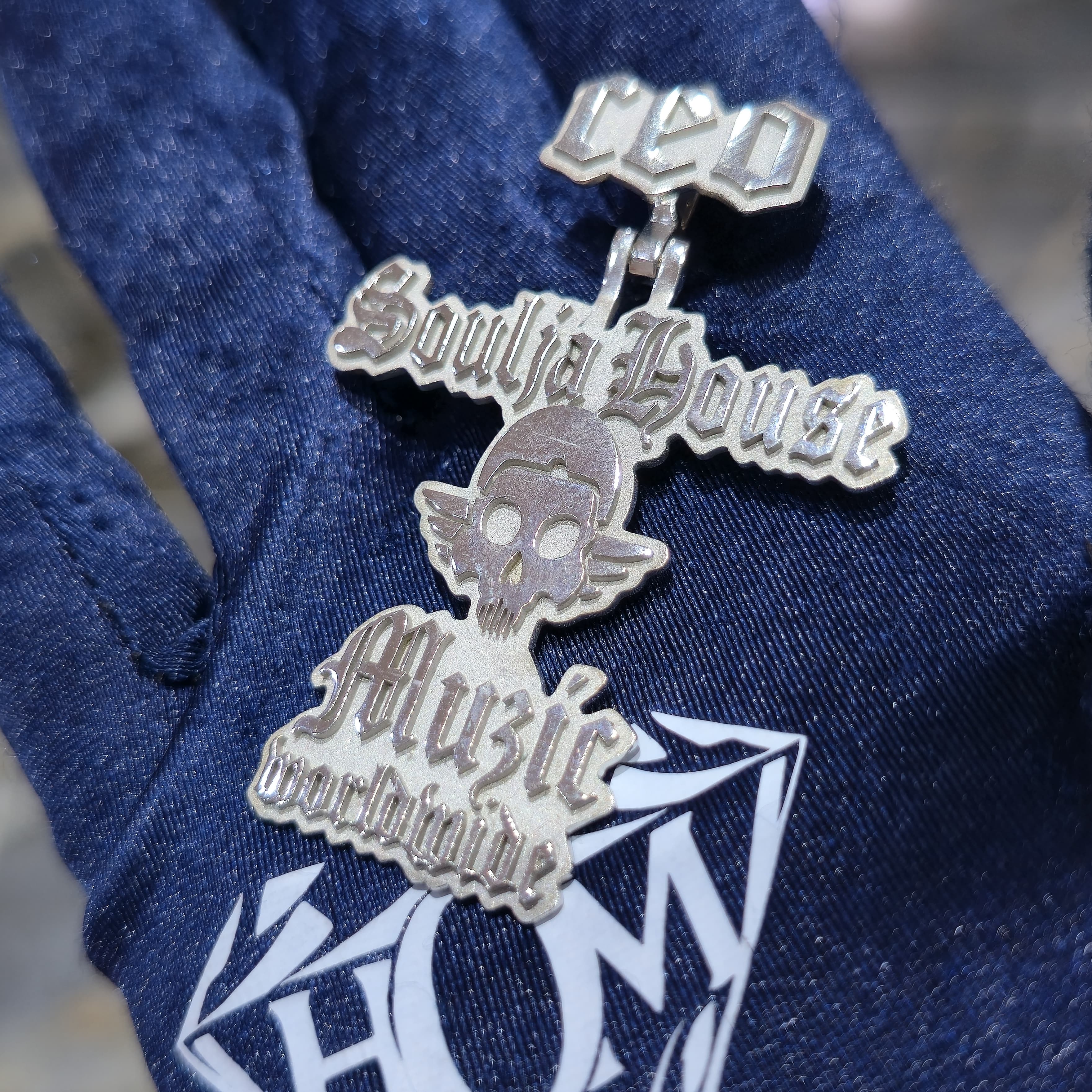 Custom Solid Silver Pendent with Chain 3
