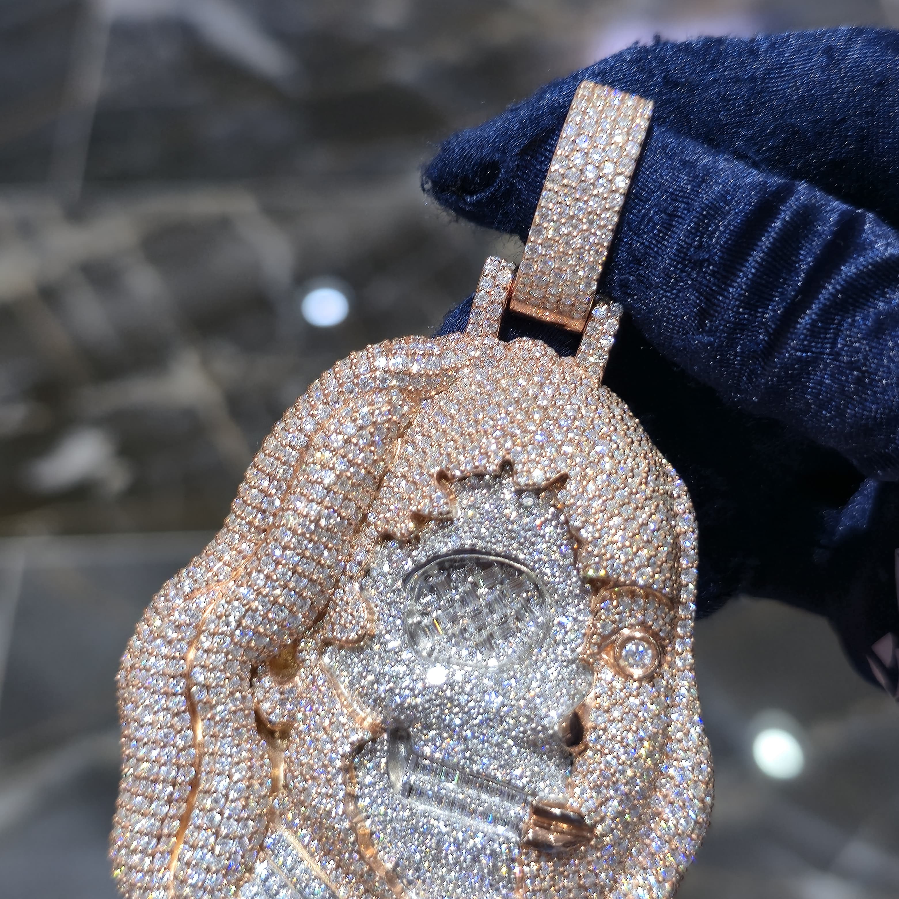 VVS Custom Pendent & Chain 4
